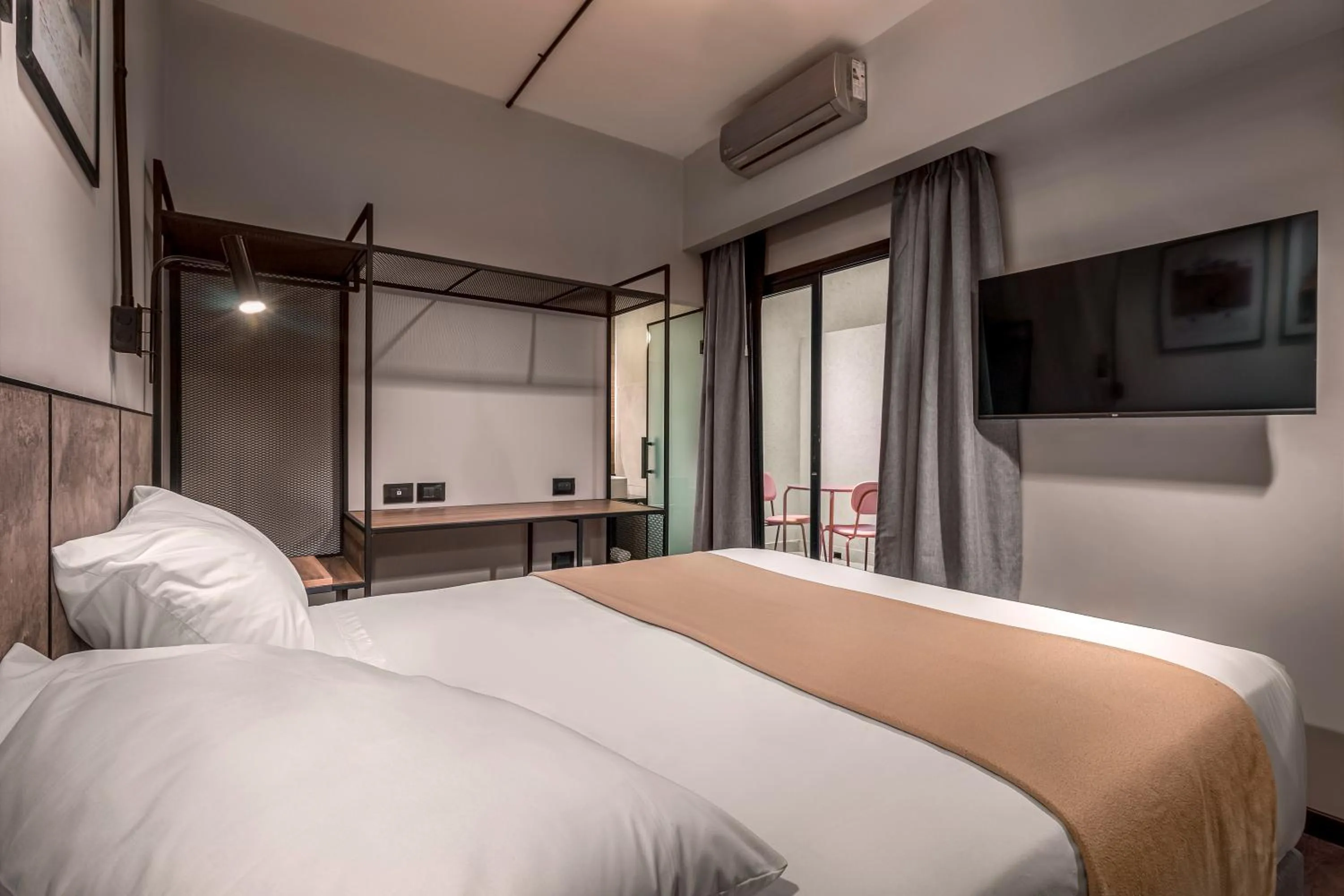 Bed in Up Barrio Norte