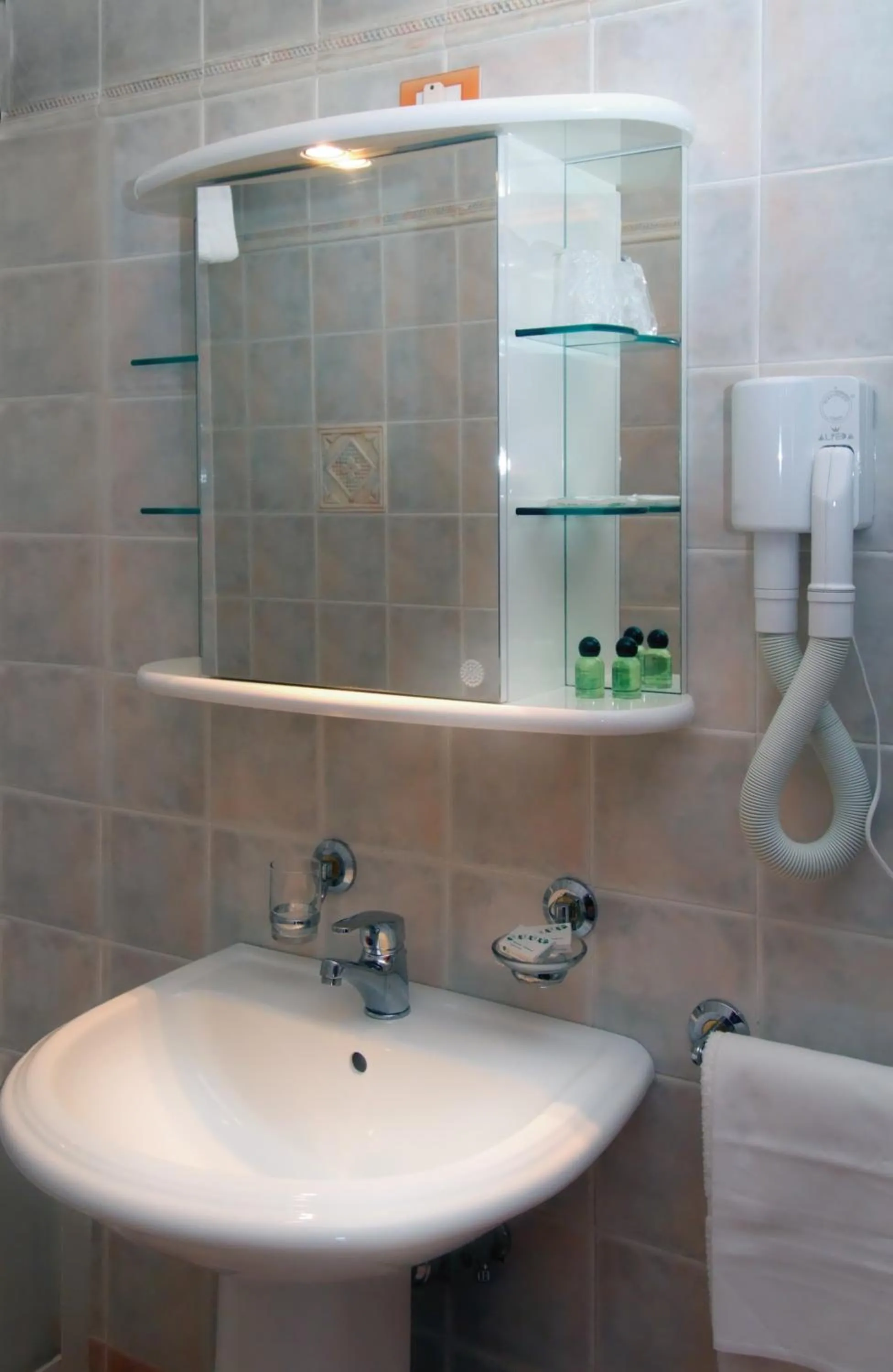 Bathroom in Complesso L'Oasi