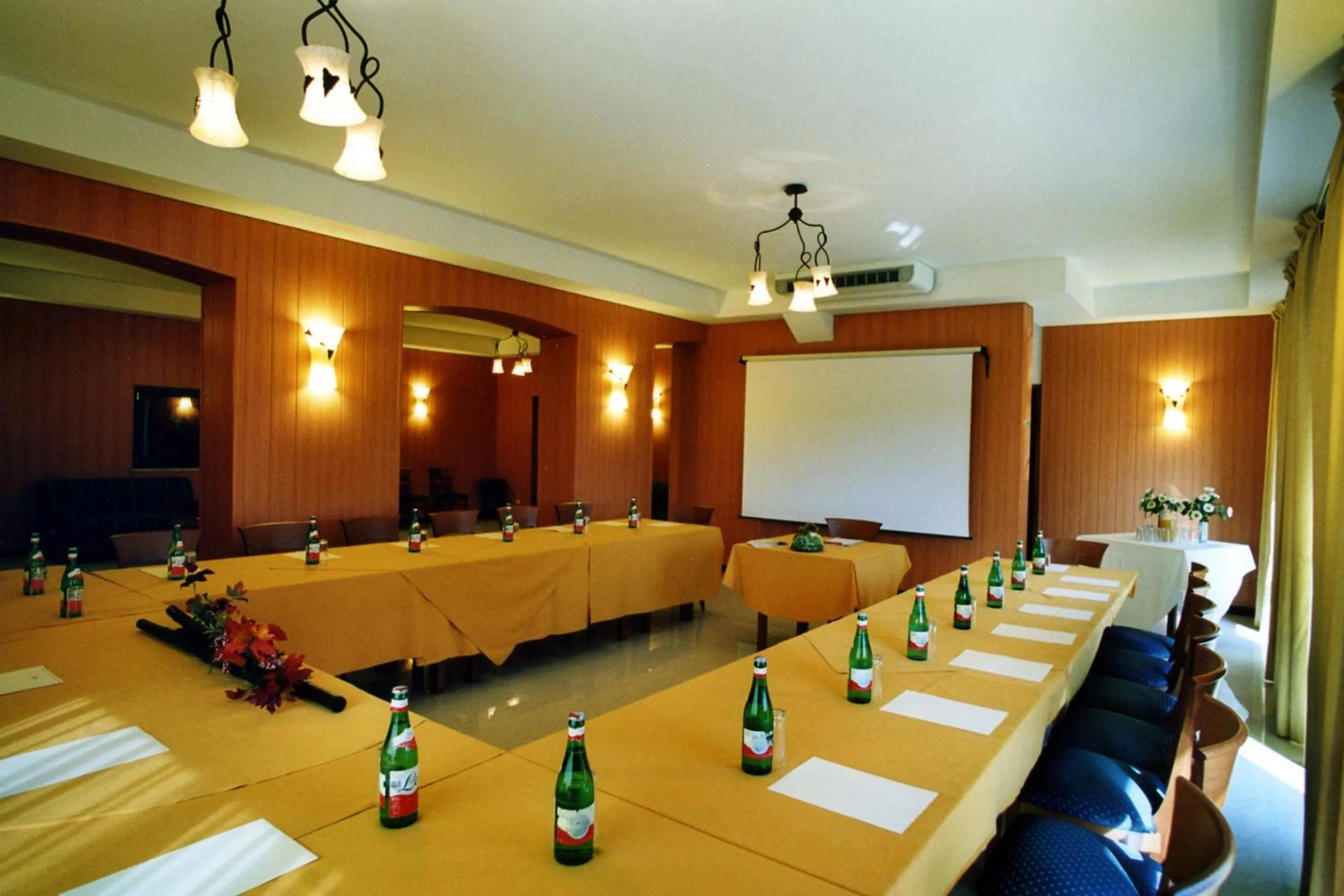Business facilities in Complesso L'Oasi