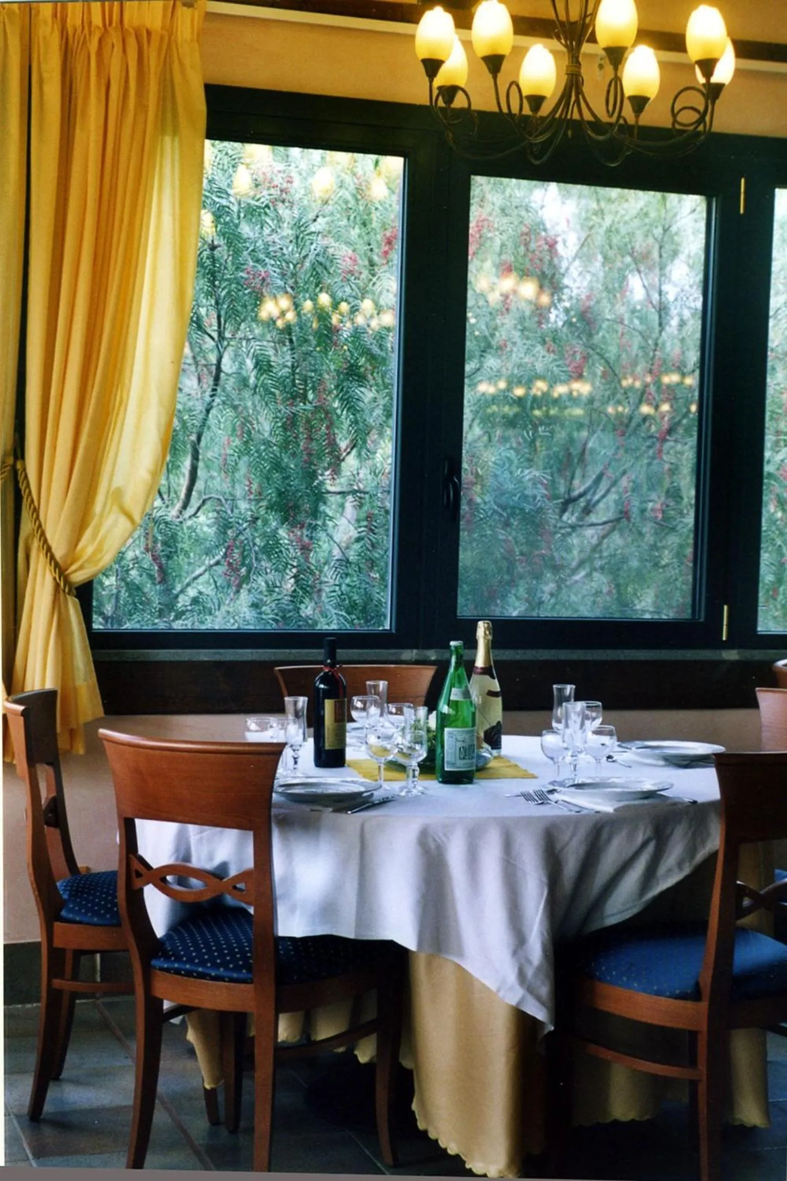 Restaurant/Places to Eat in Complesso L'Oasi