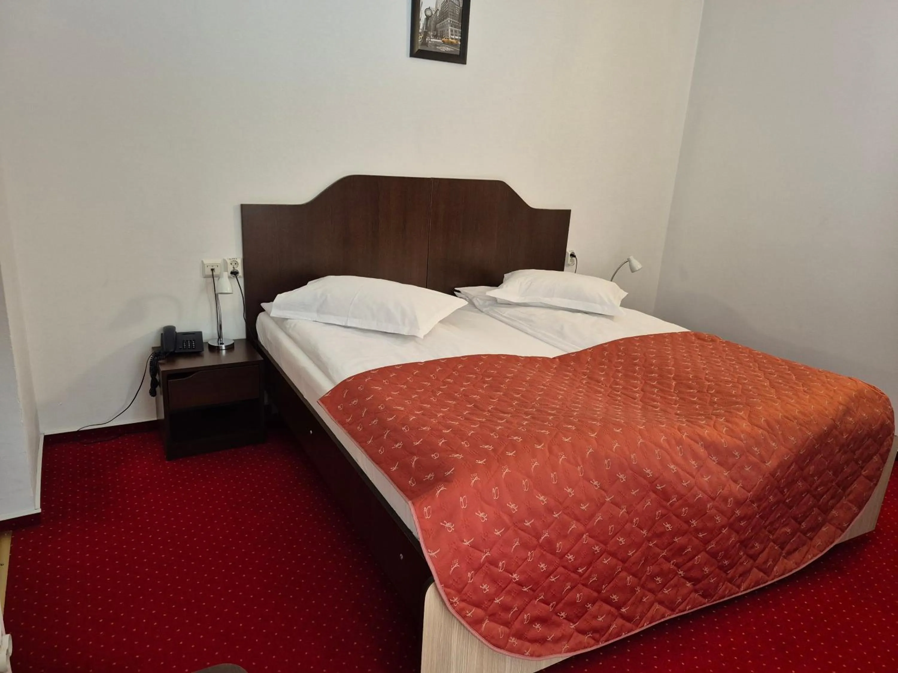 Bedroom, Bed in Cristal Sinaia