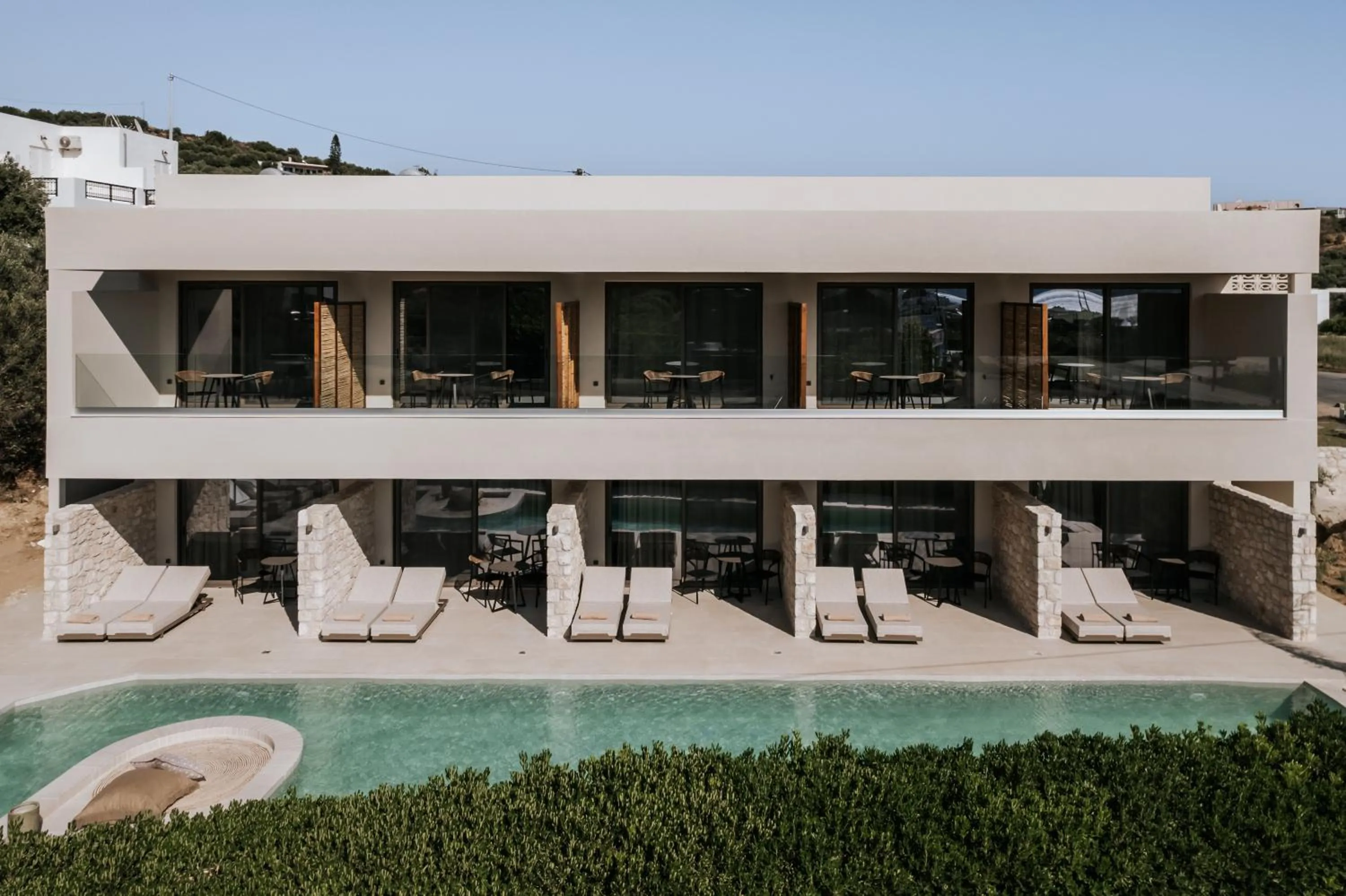 Property building in AMÉNTE Mindful Stay