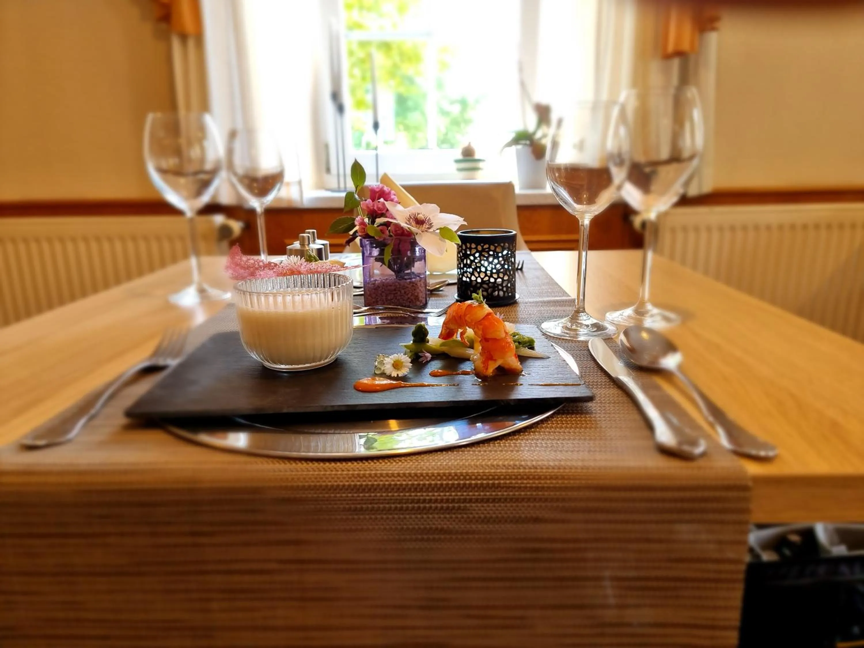 Restaurant/places to eat in Landhotel Zum Erbgericht