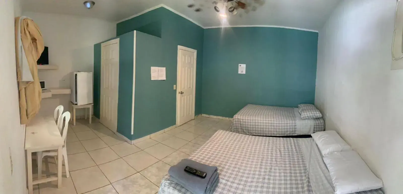 Deluxe Twin Room in Hotel&Hostal Trinidad Deluxe Twin Room in Hotel&Hostal Trinidad