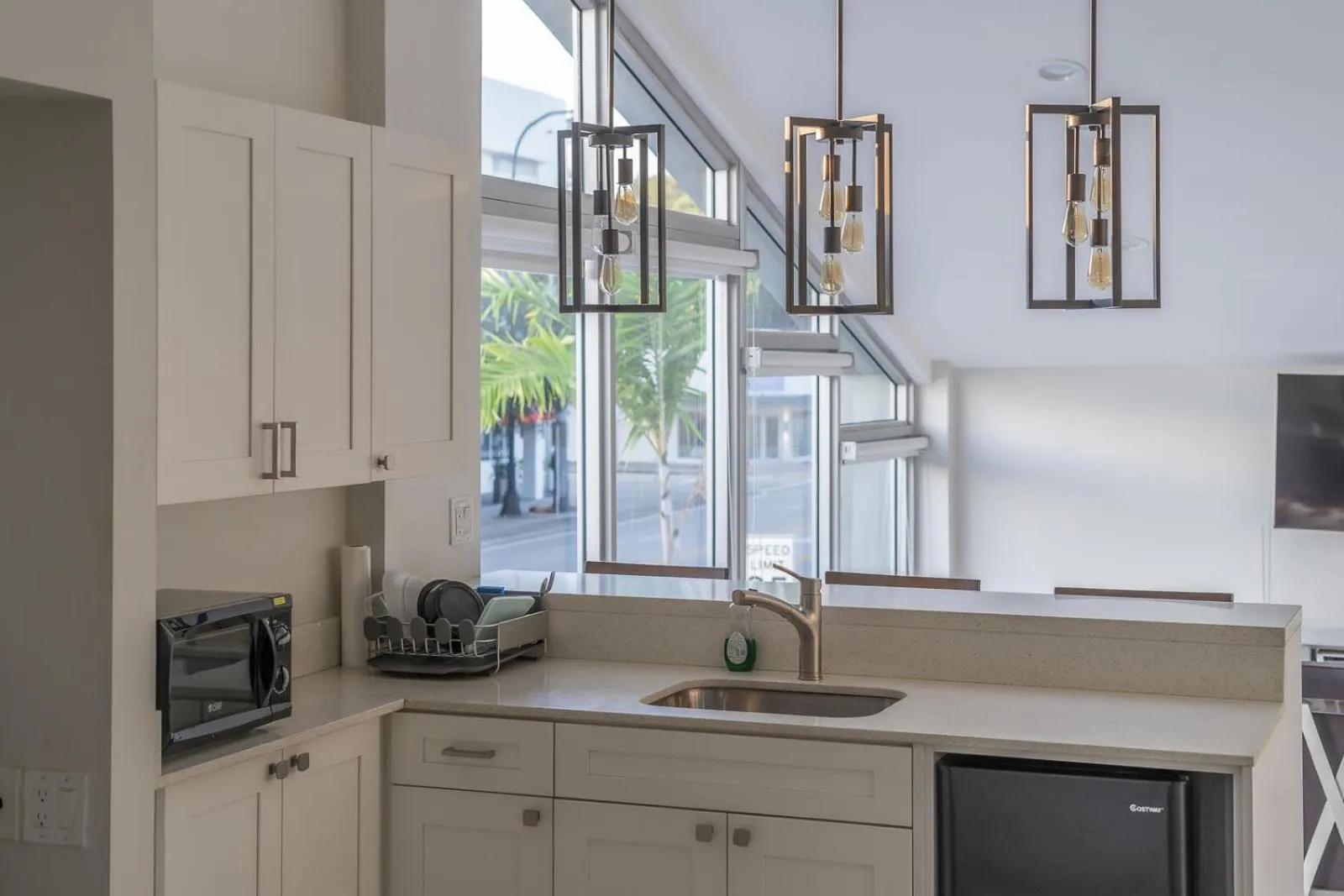 Kitchen or kitchenette in The Biscayne Hotel