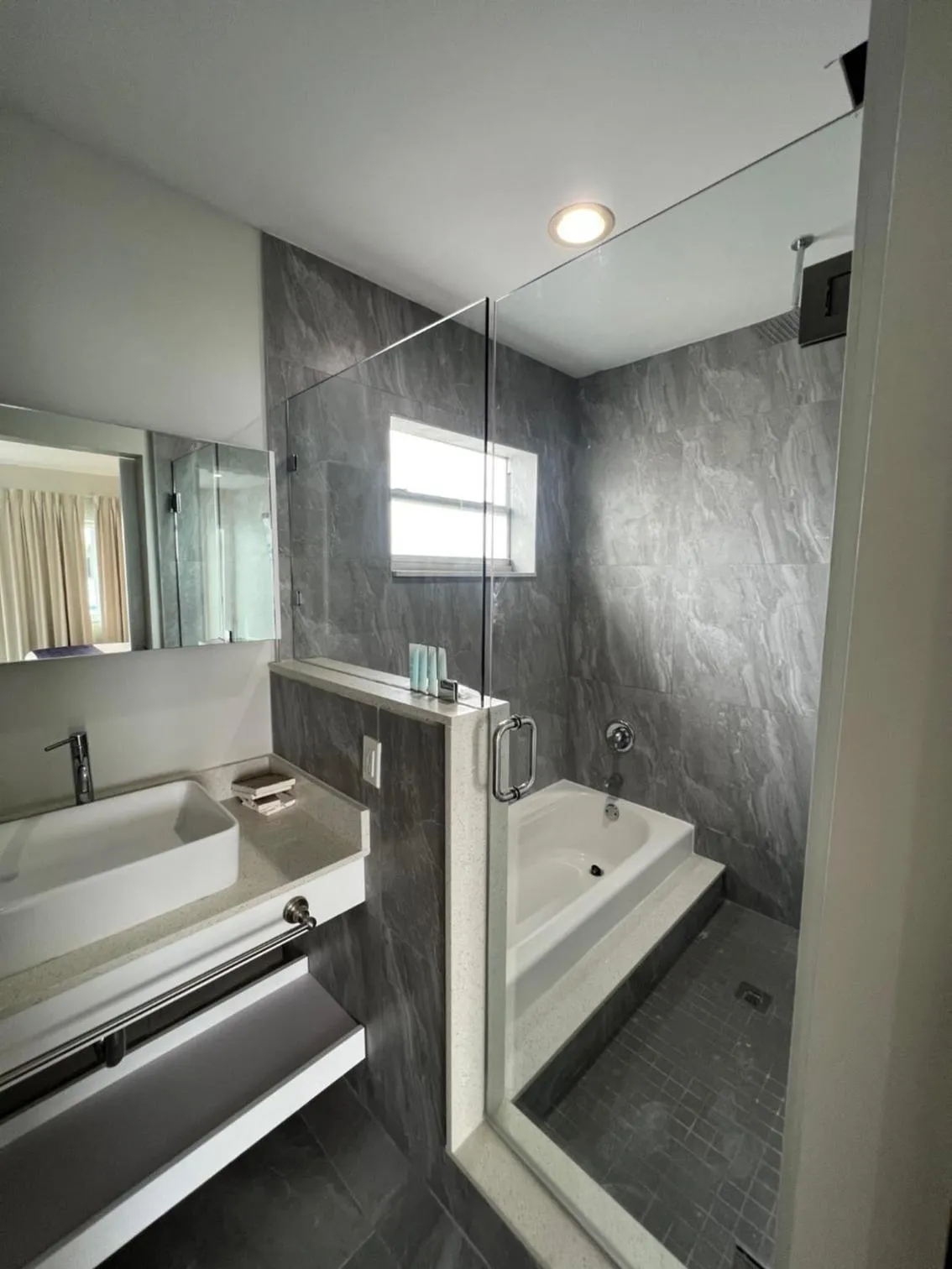 Shower in The Biscayne Hotel