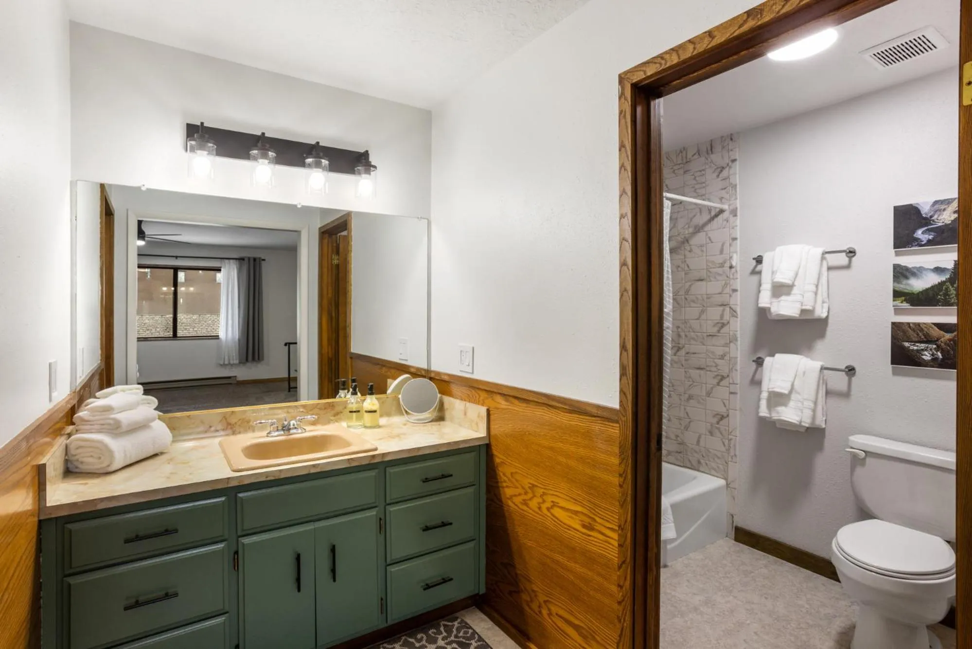 Shower in Otter's Den