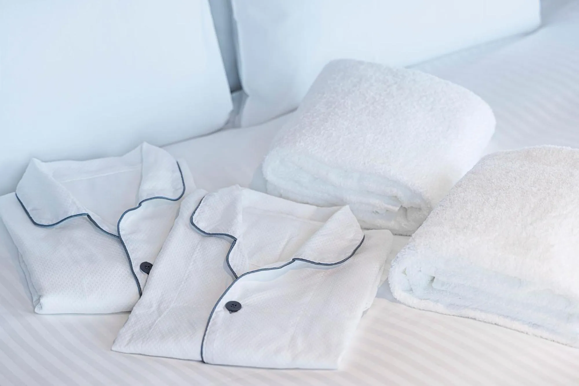 towels, Bed in Hotel Metropolitan Tokyo Haneda