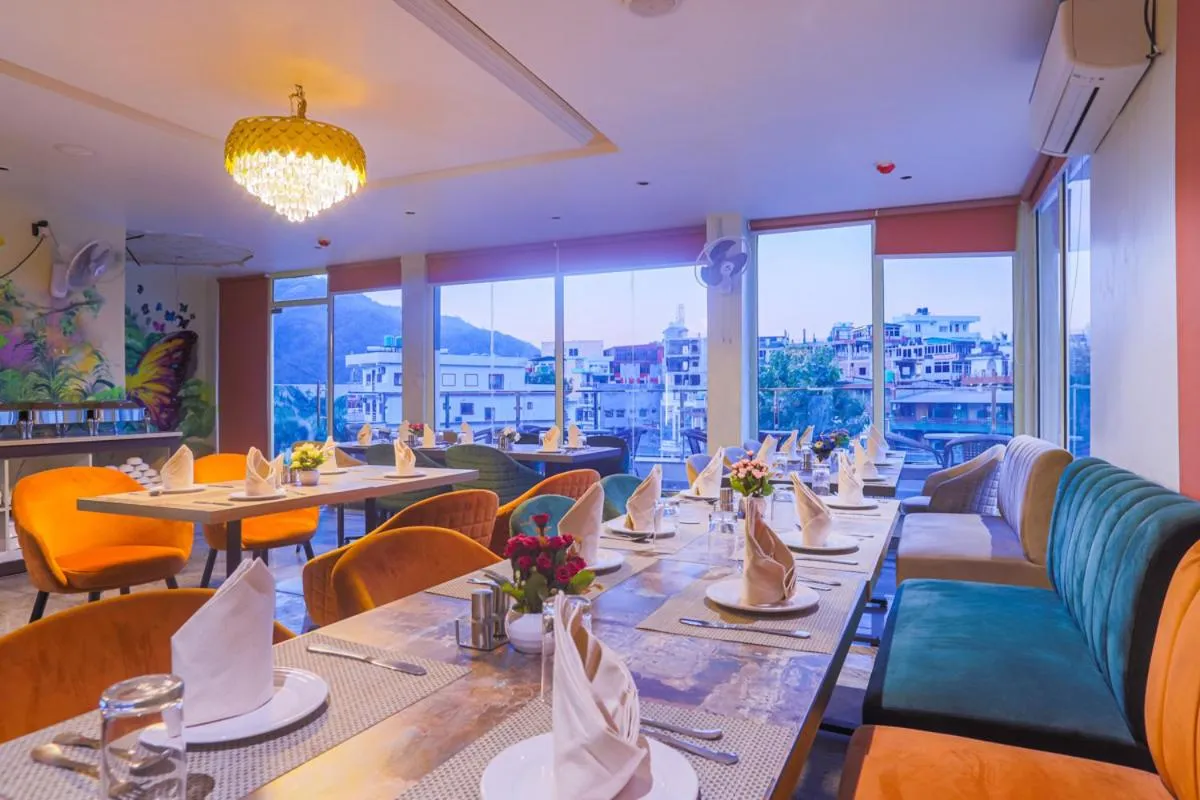 Restaurant/places to eat in Hotel Lords Valley Rishikesh