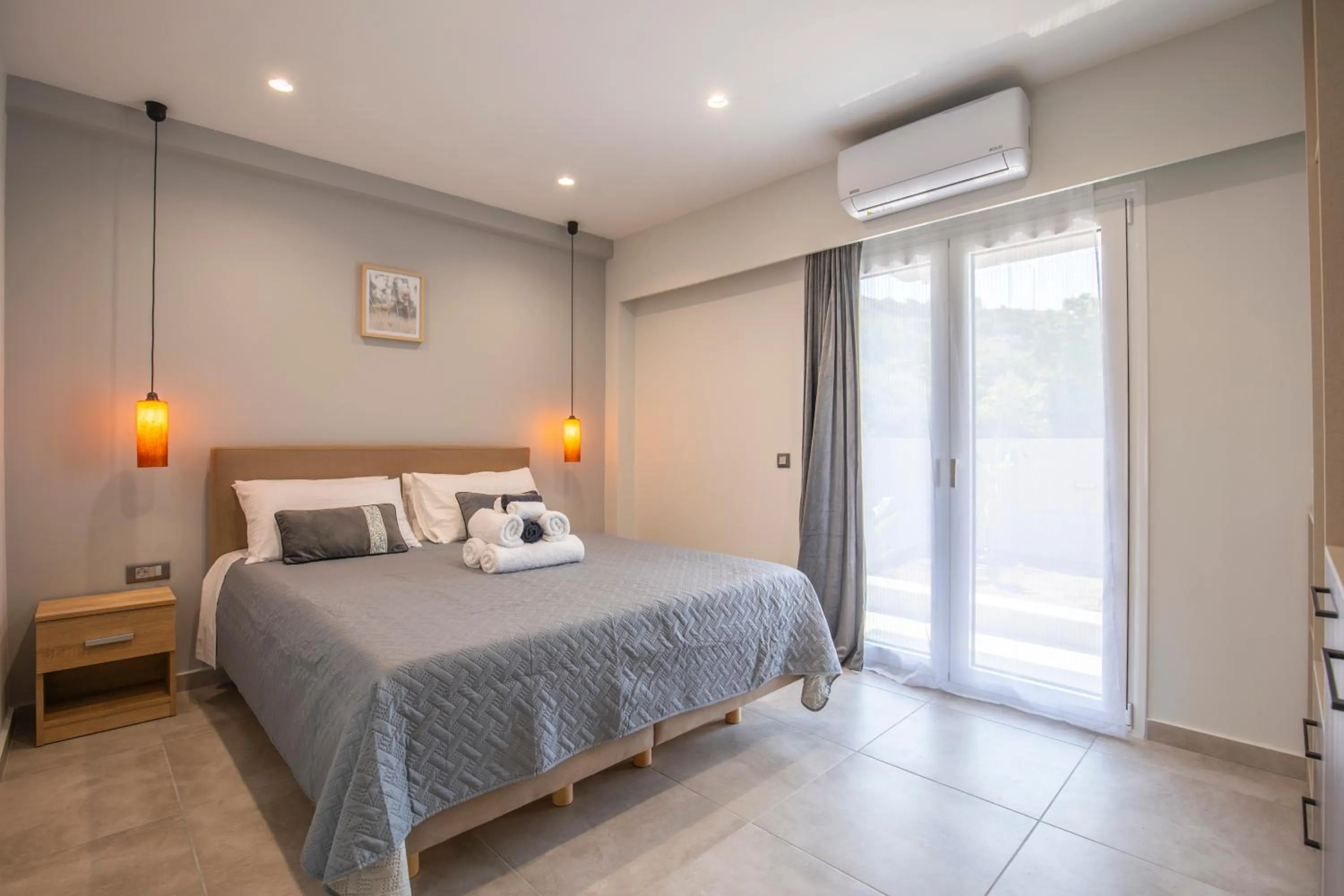 Bed in Tertsa Suites