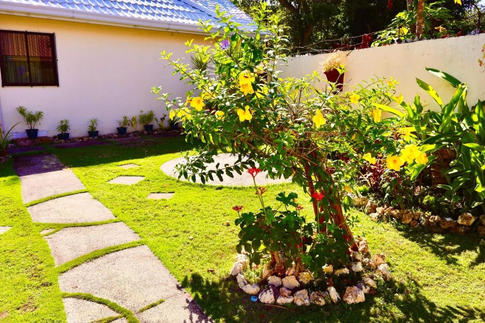 Garden in CHIISAI NATSU RESORT