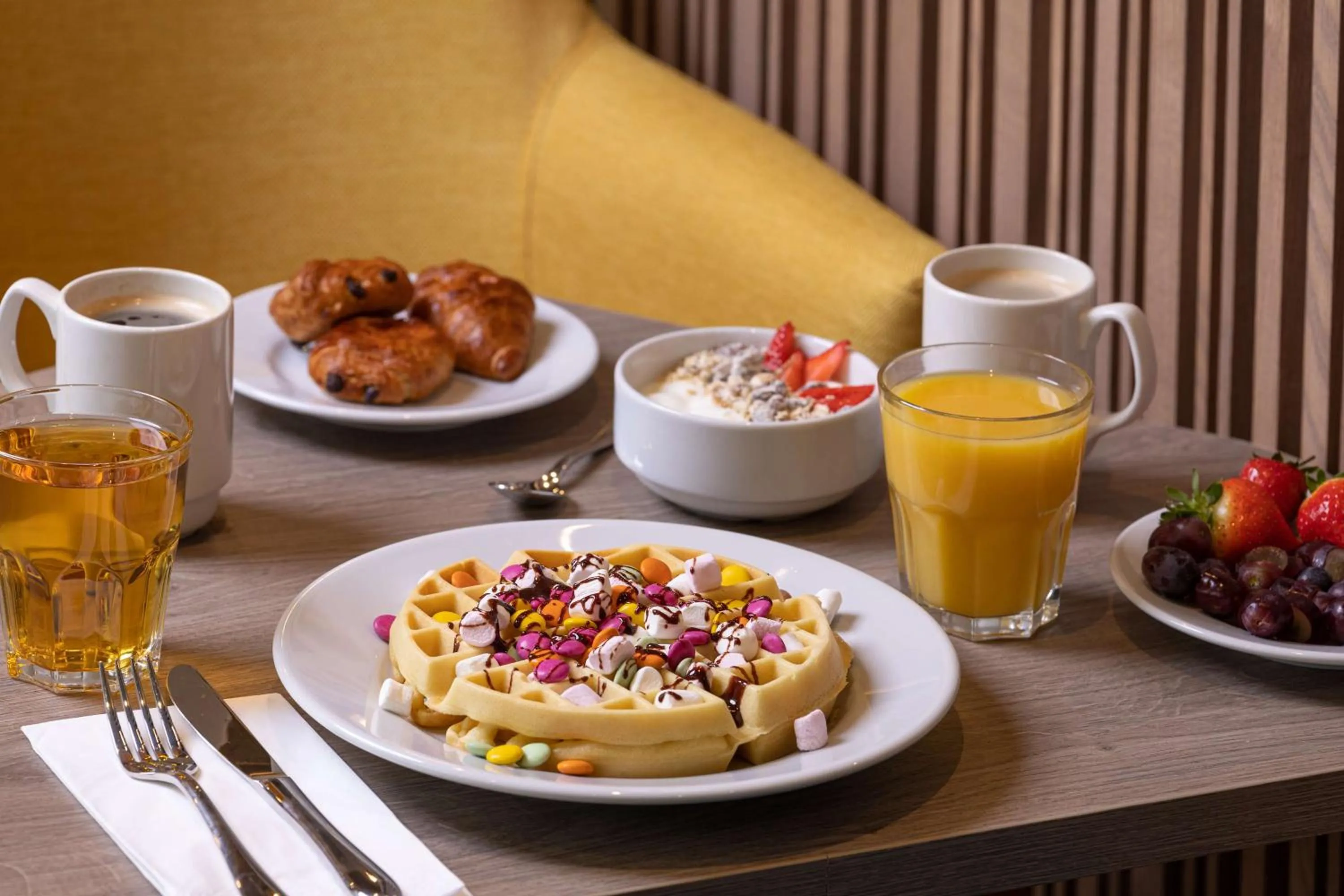 Breakfast in Hampton By Hilton London City