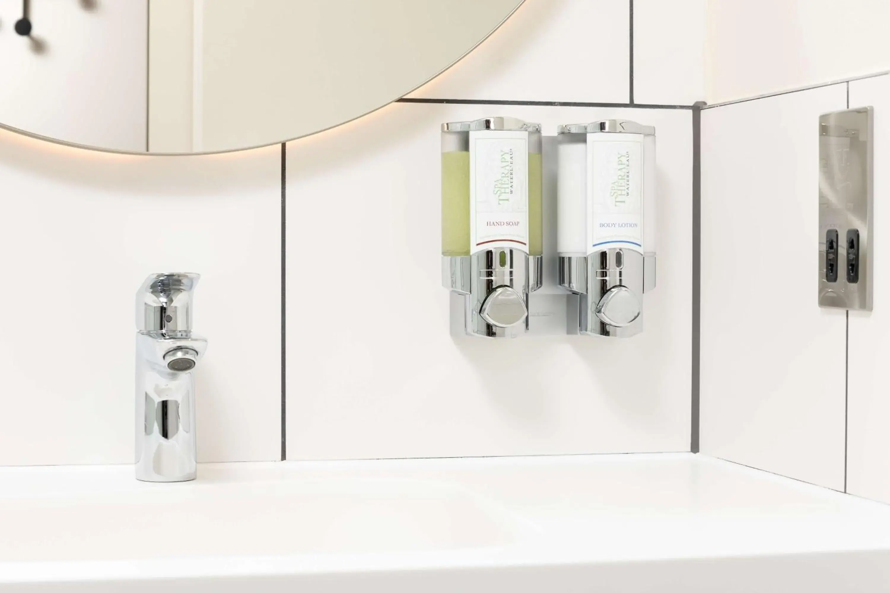 Twin Room in Hampton By Hilton London City Twin Room in Hampton By Hilton London City