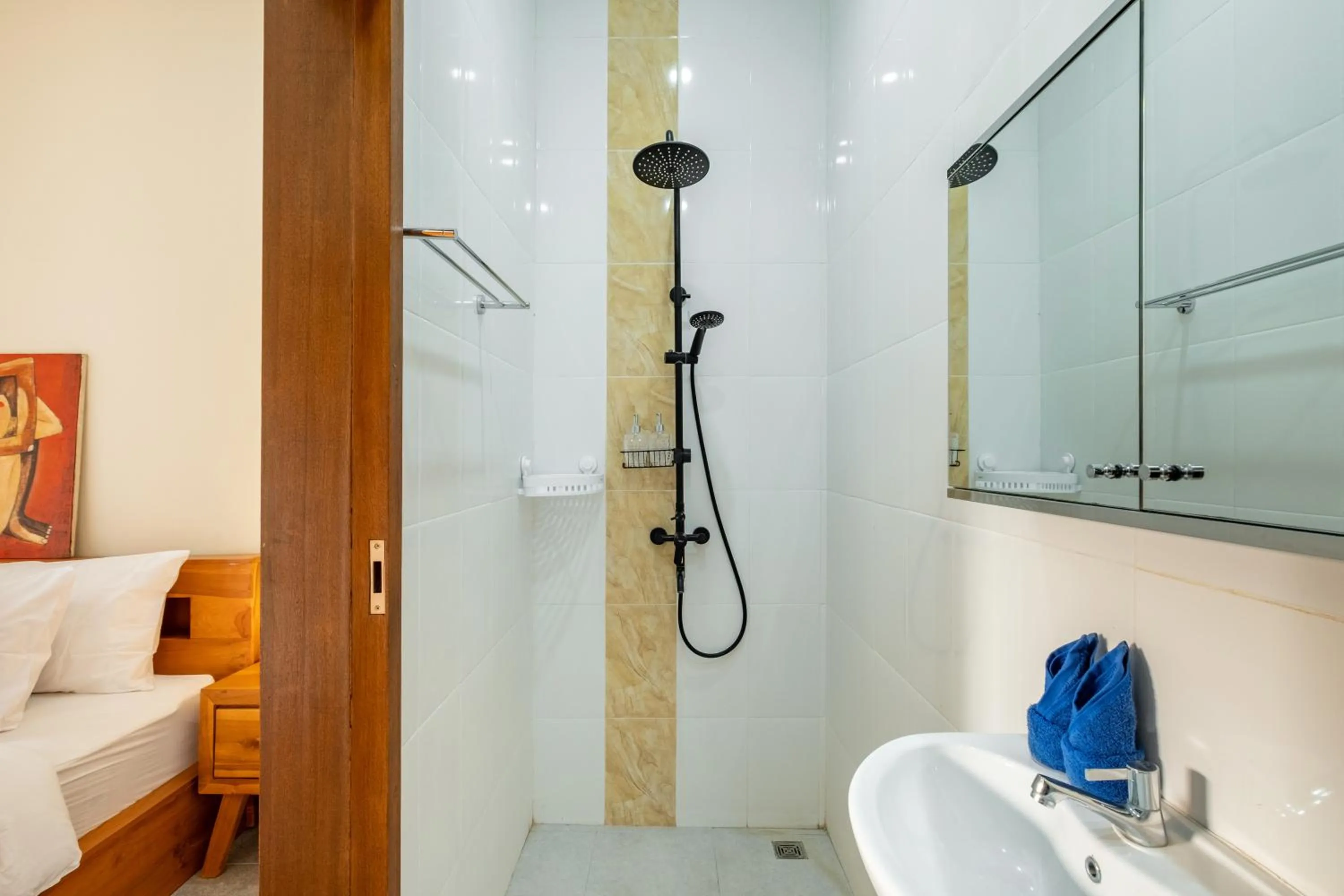 Shower in Erna Villa