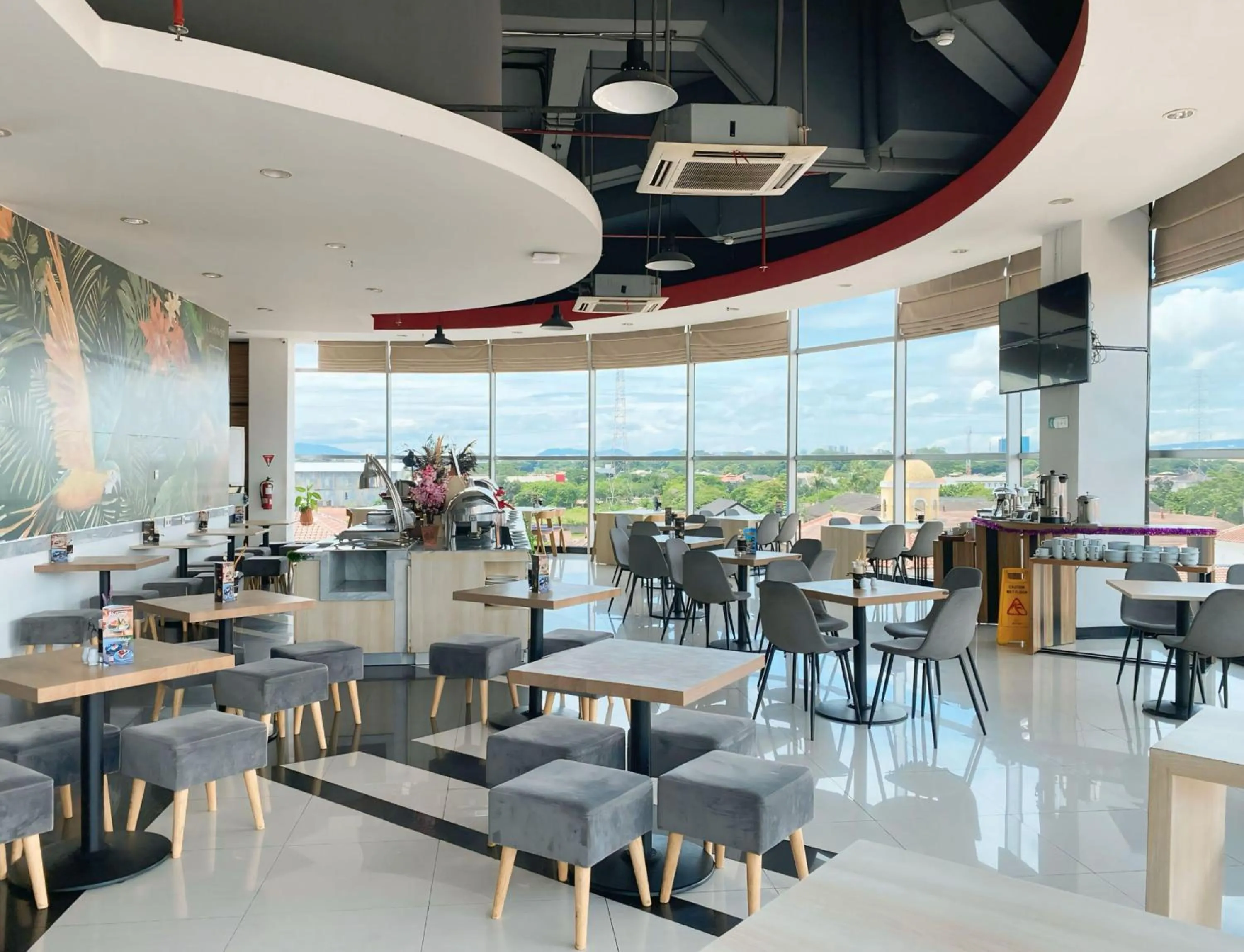 Restaurant/places to eat in Luminor Hotel Metro Indah Bandung - Free Breakfast - Free Exclusive Gym - Free Aesthetic Afternoon Tea or Coffee