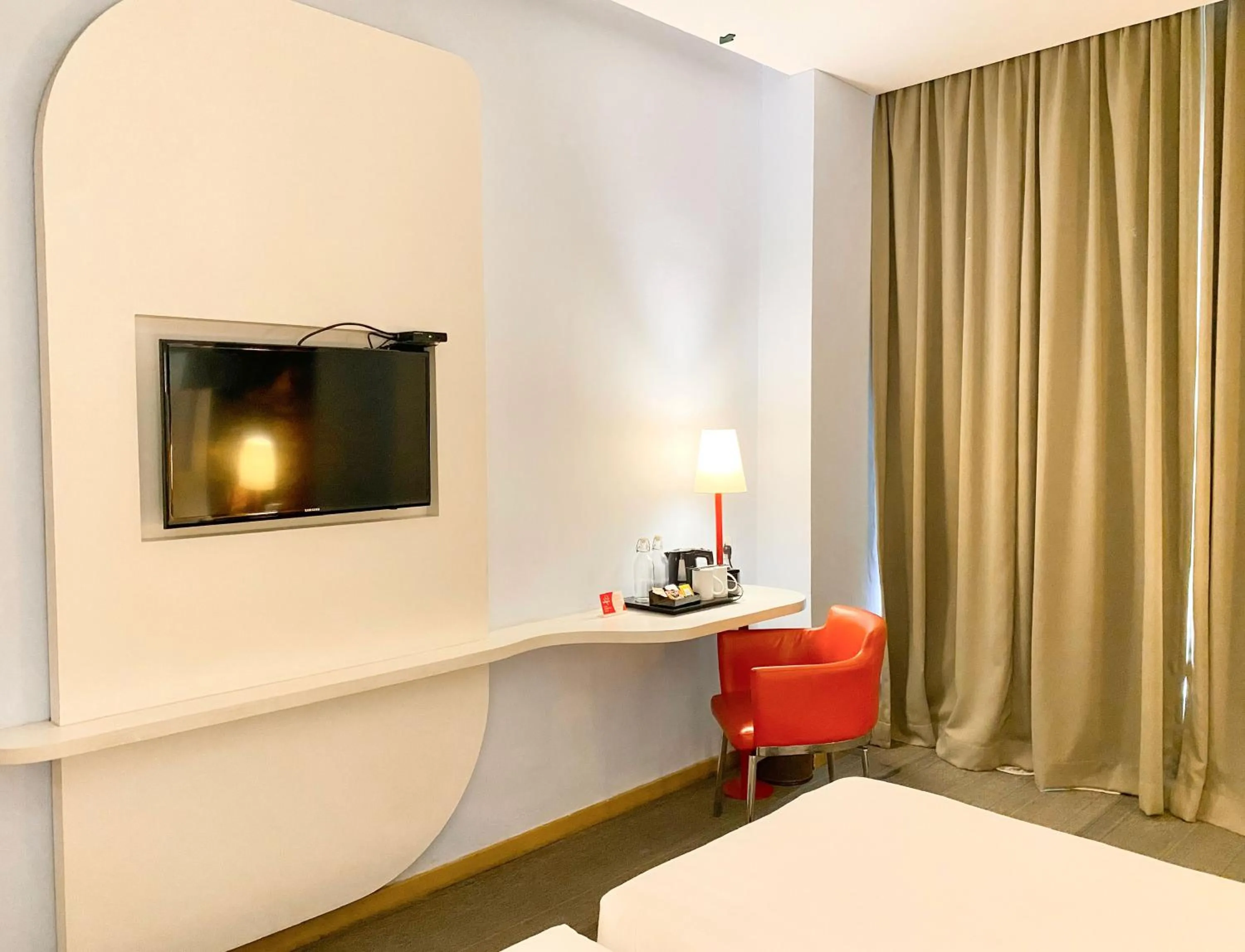 Bedroom, Bed in Luminor Hotel Metro Indah Bandung - Free Breakfast - Free Exclusive Gym - Free Aesthetic Afternoon Tea or Coffee