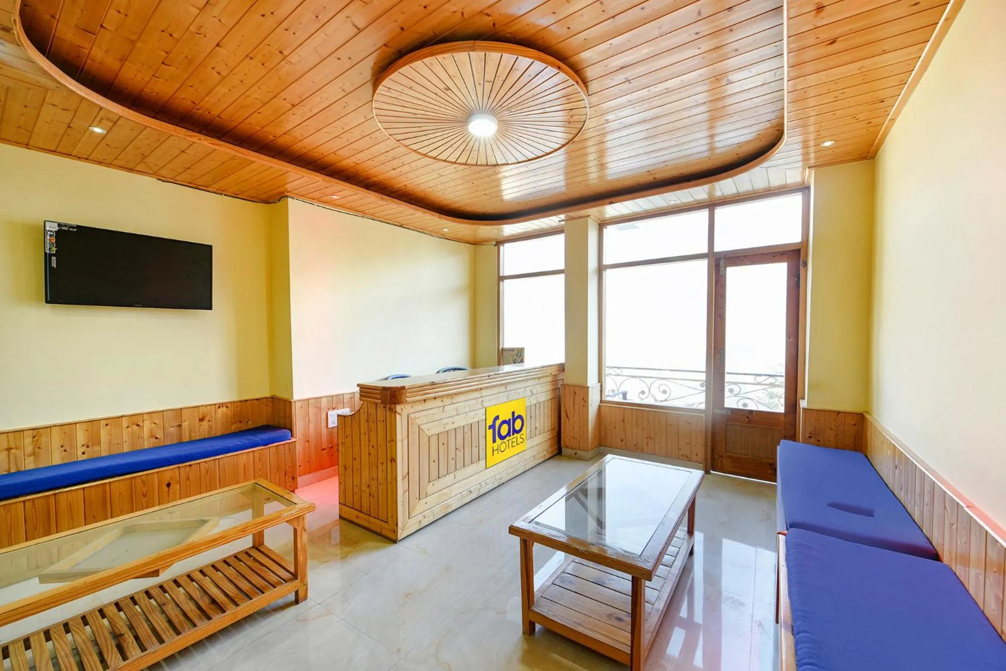 Lobby or reception in FabHotel Anant Meadows