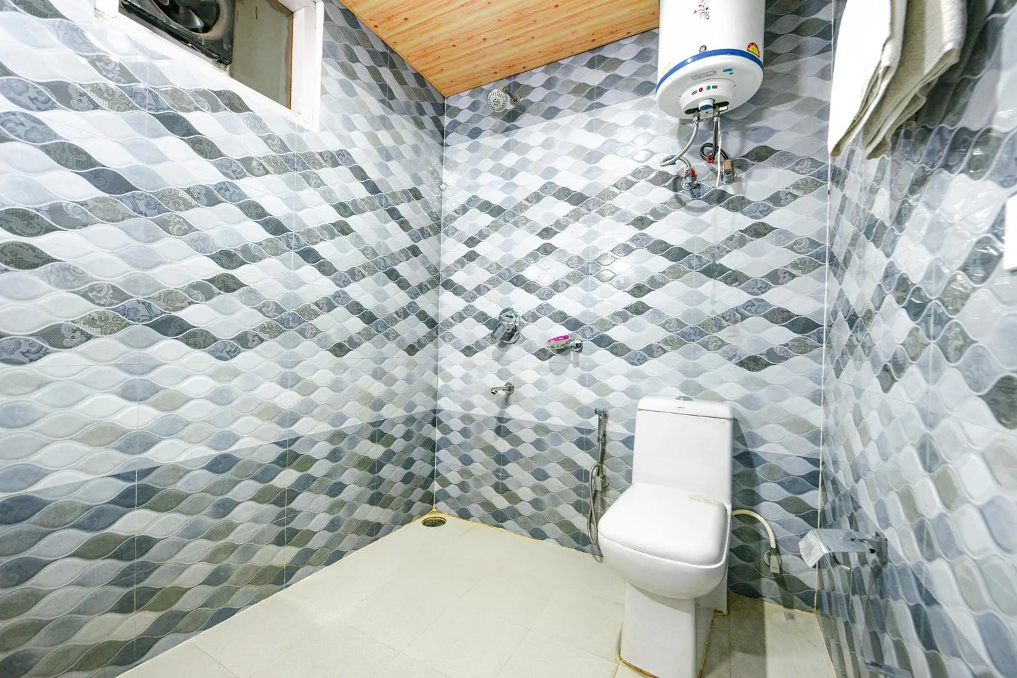 Bathroom in FabHotel Anant Meadows