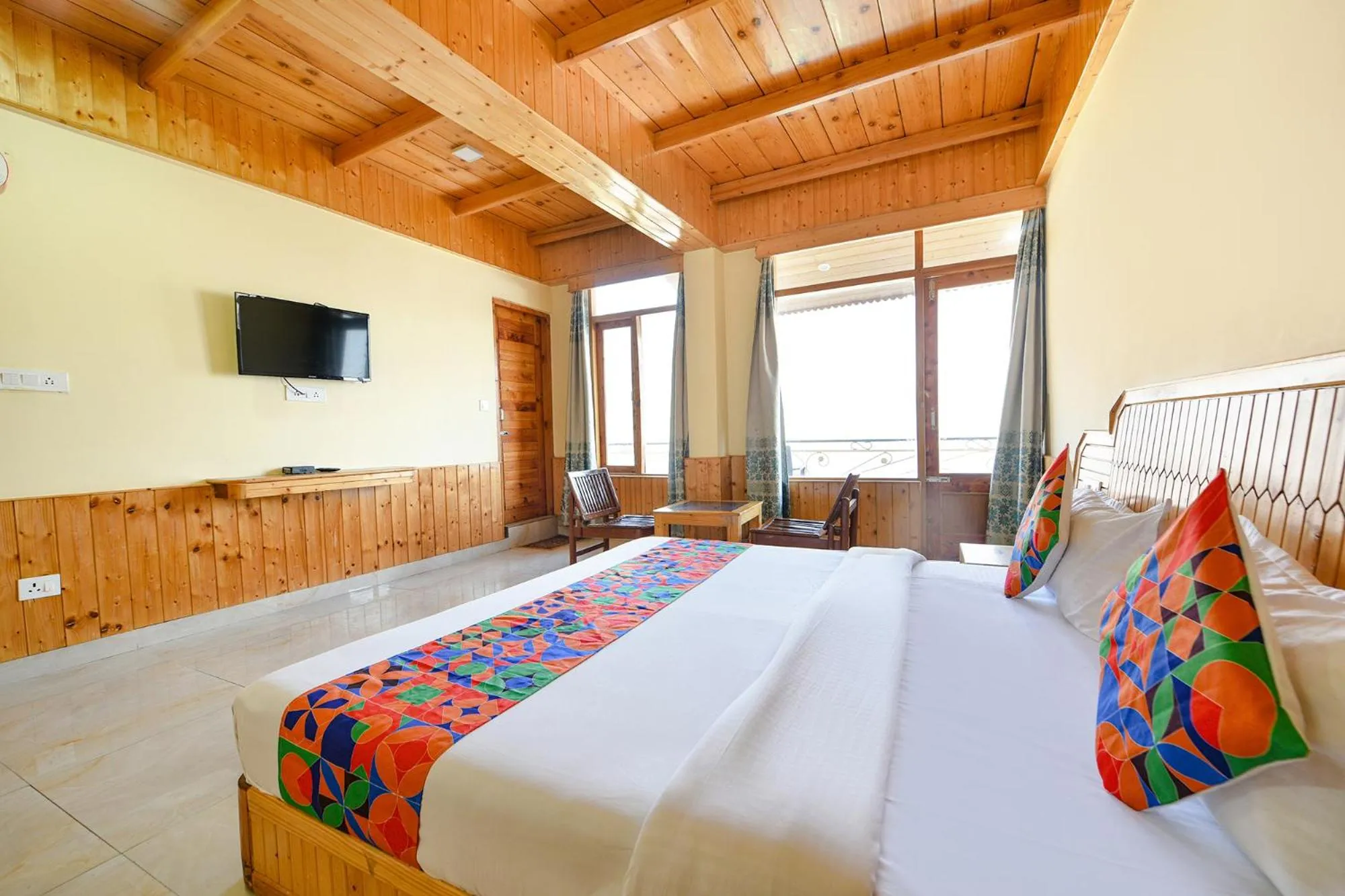 Bed in FabHotel Anant Meadows