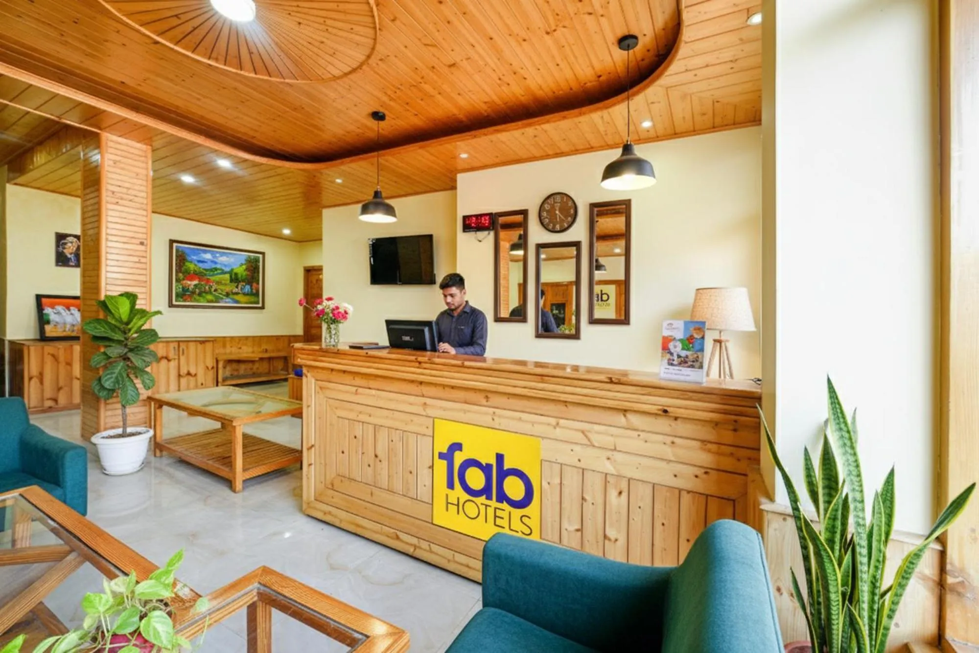 Lobby or reception in FabHotel Anant Meadows