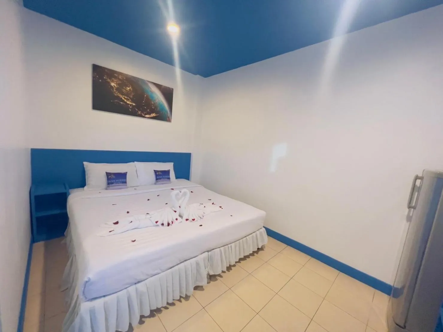 Bedroom in Blue Planet Hotel