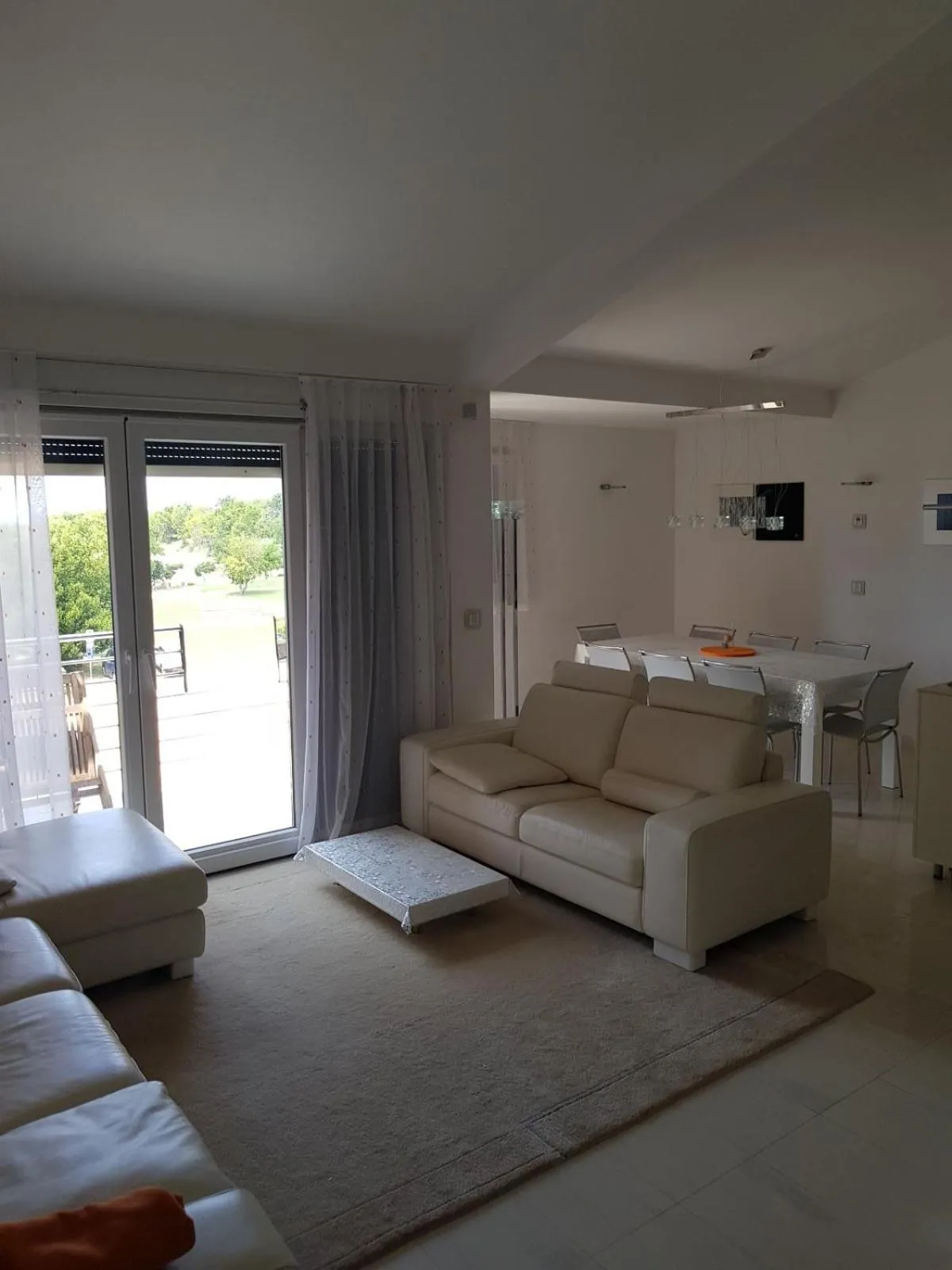 Bed in Apartments Fontana Zambratija