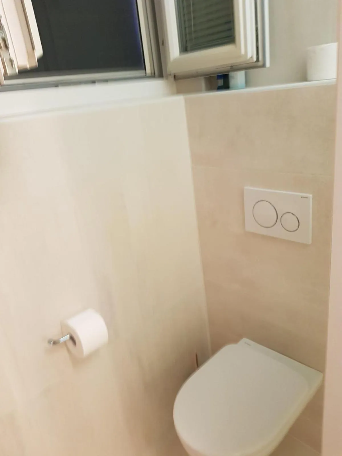 Apartments Fontana Zambratija