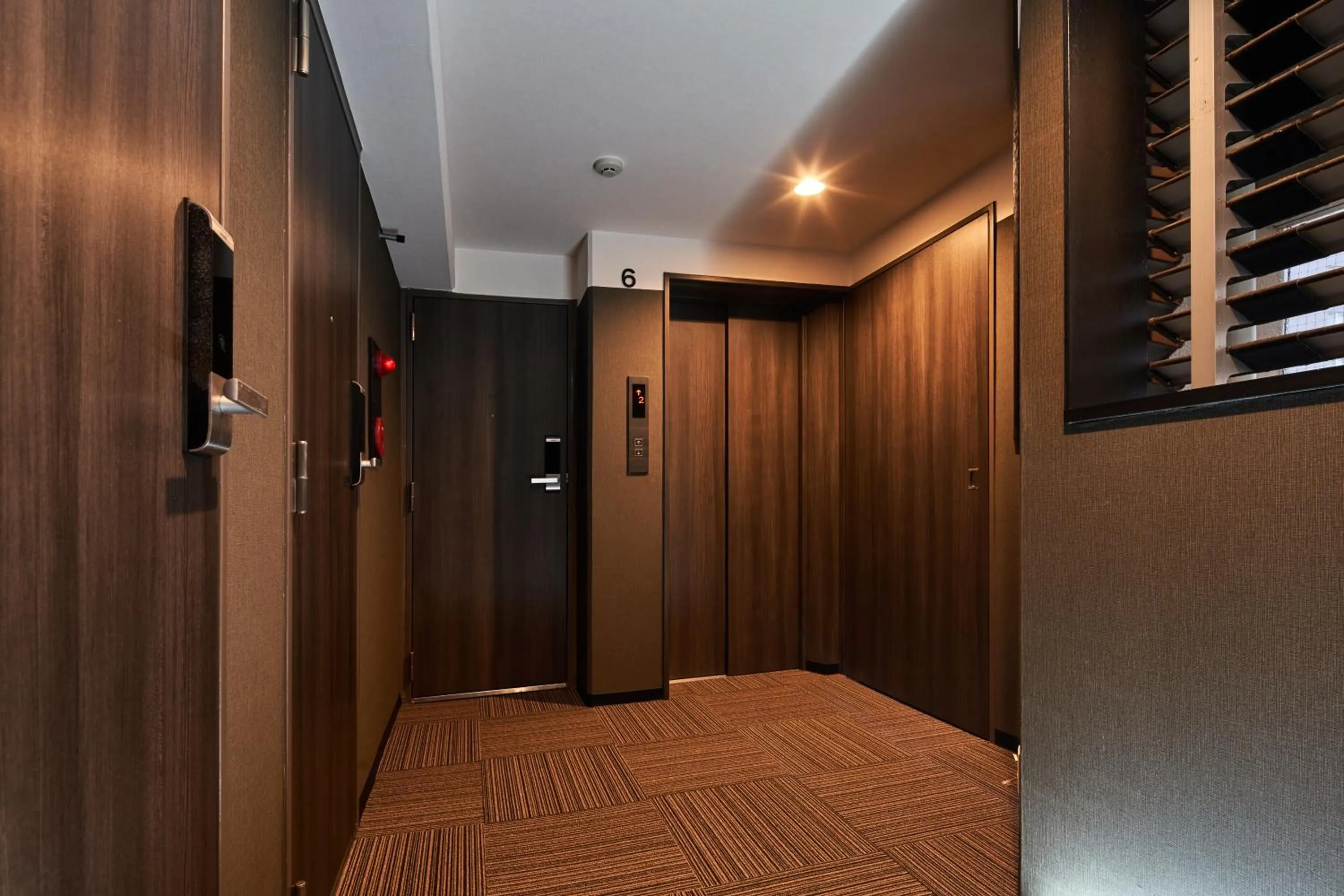 elevator in Hotel STARRIZE