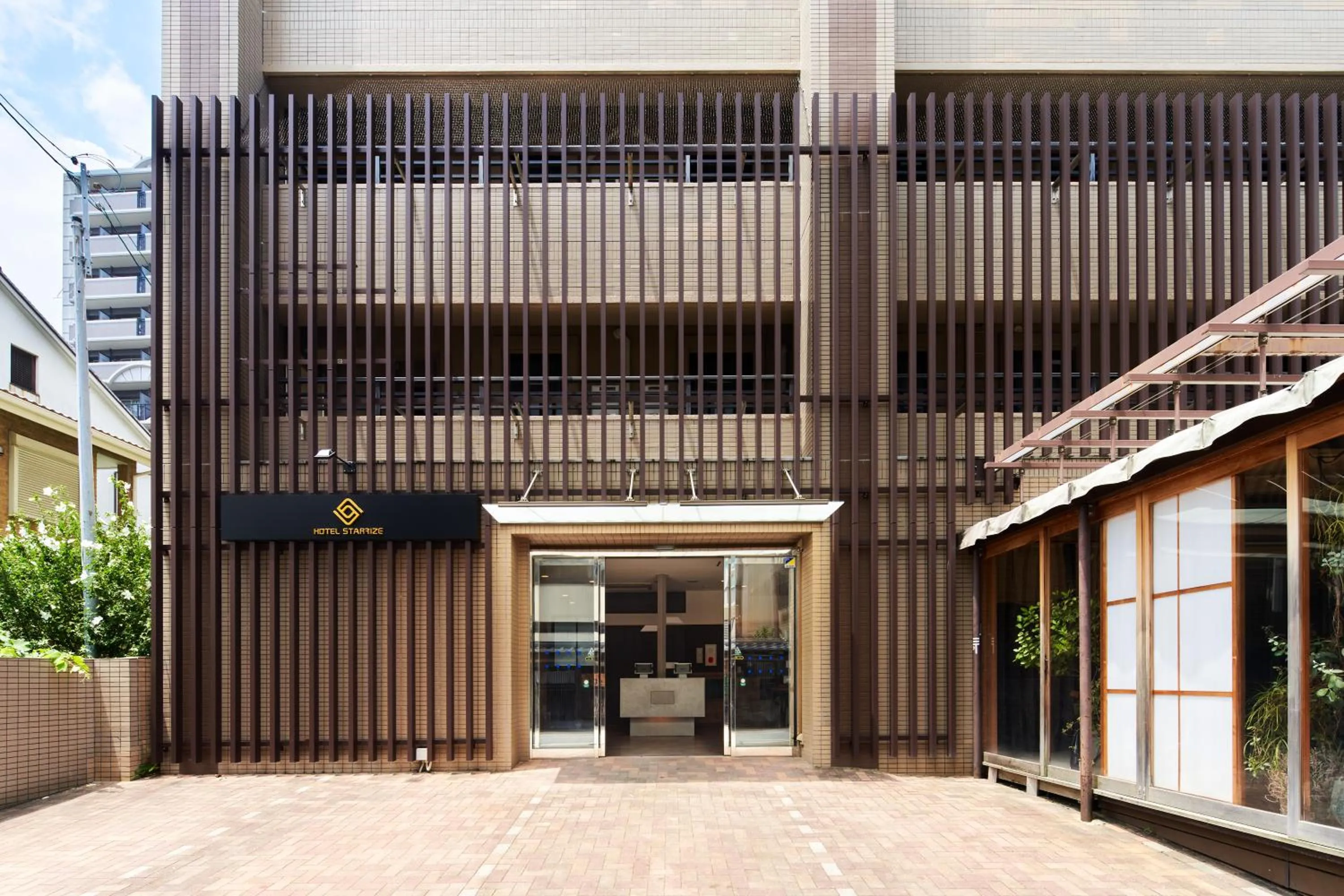 Facade/entrance in Hotel STARRIZE