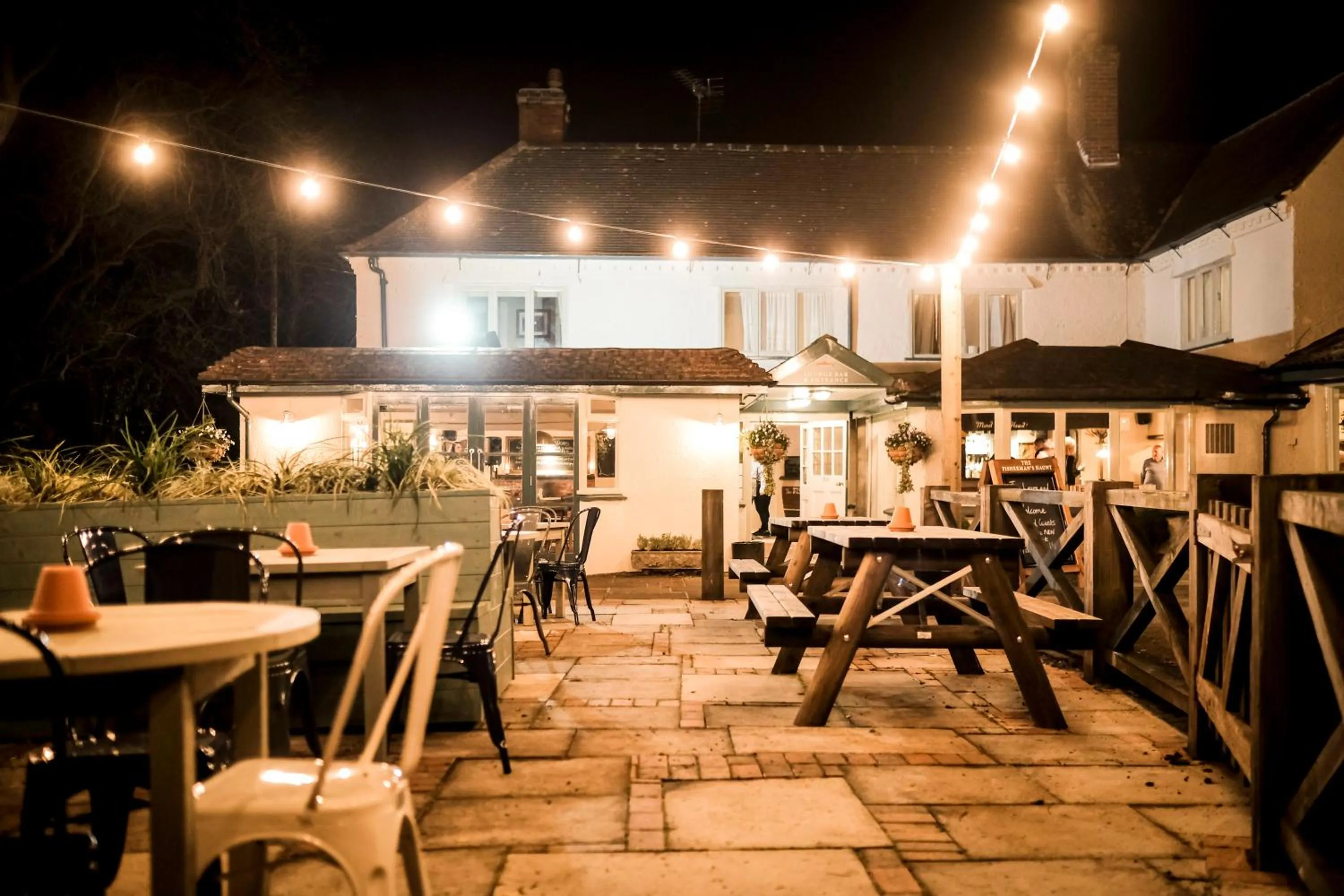 Garden in Fisherman's Haunt Hotel