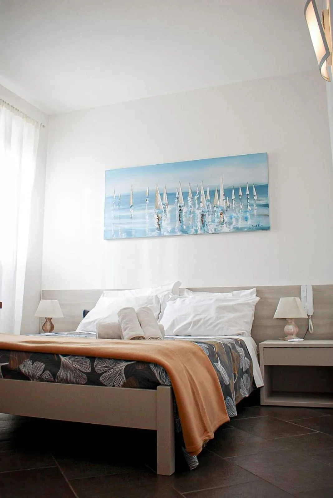 Photo of the whole room, Bed in Pensione Sorriso