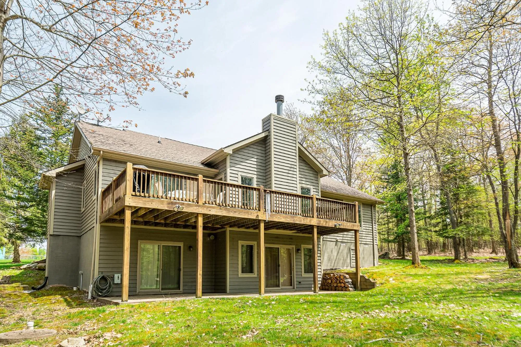 Property building in Butterfly Retreat