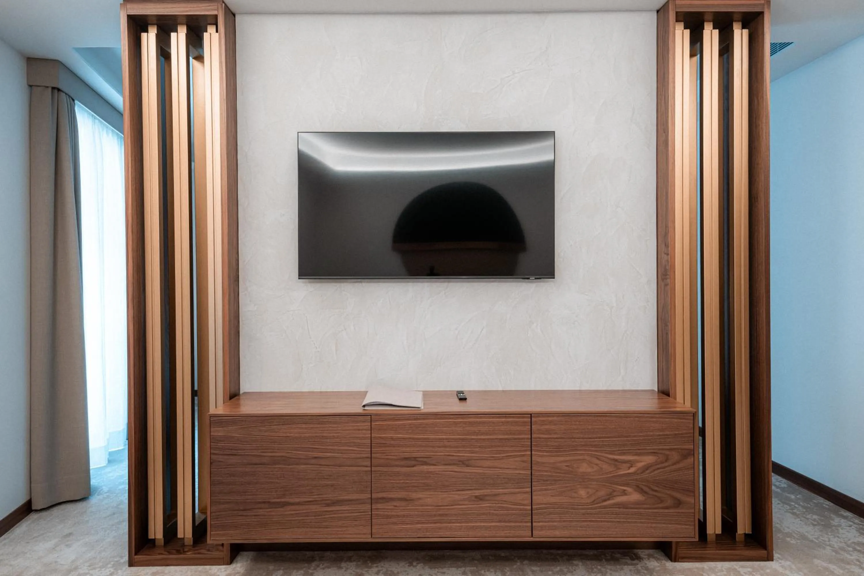 TV and multimedia in Hotel Via Veneto