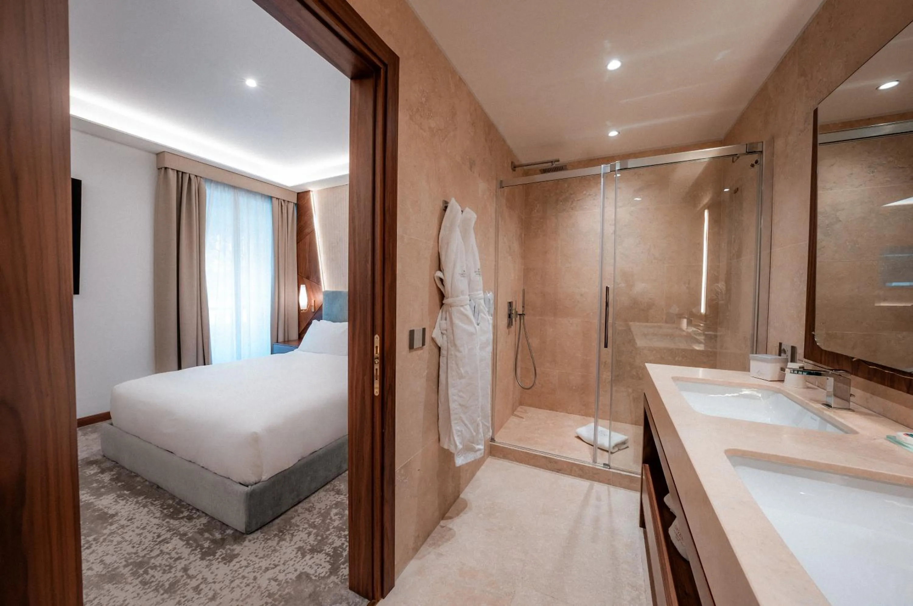 Shower in Hotel Via Veneto