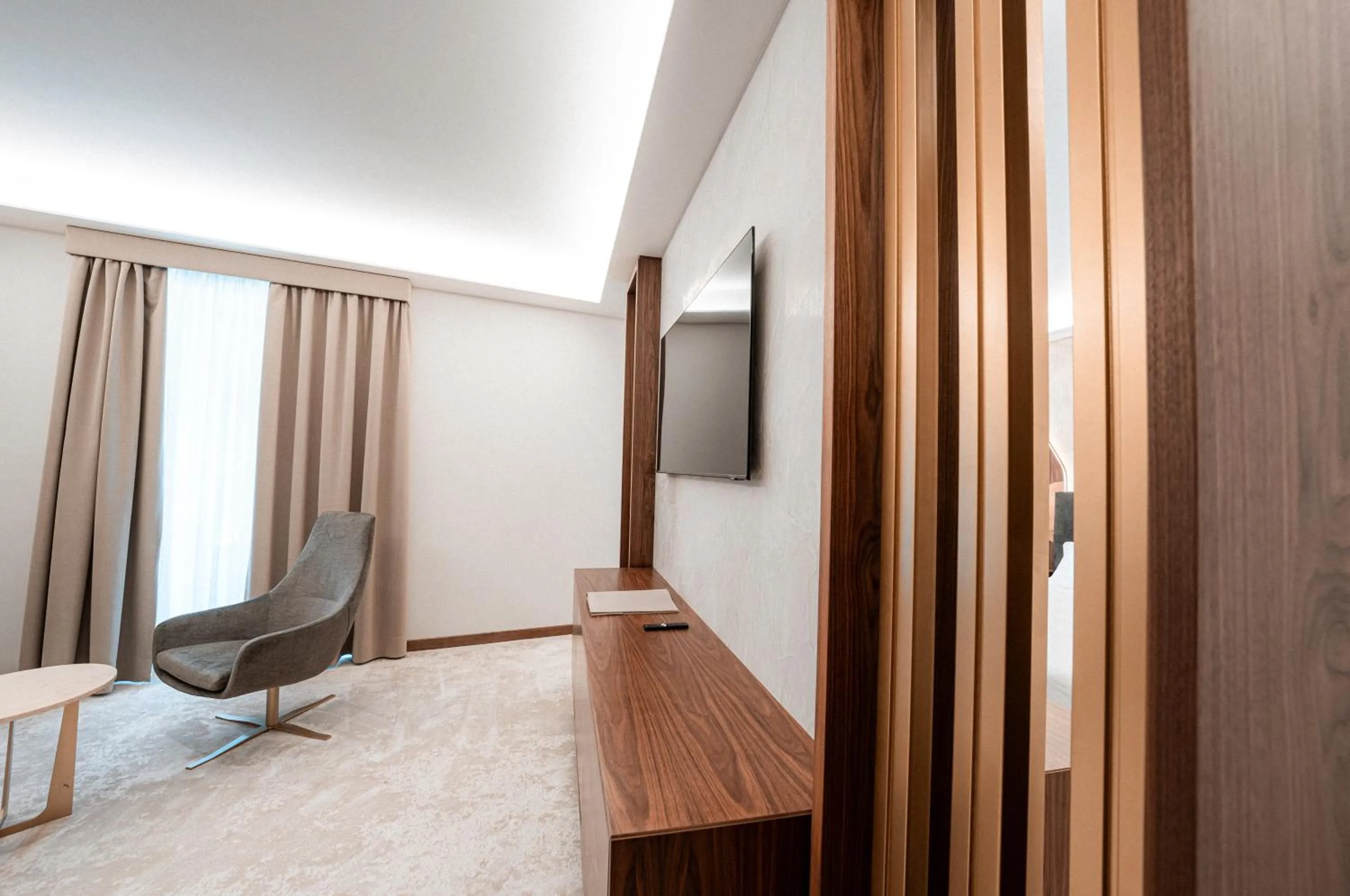 TV and multimedia in Hotel Via Veneto