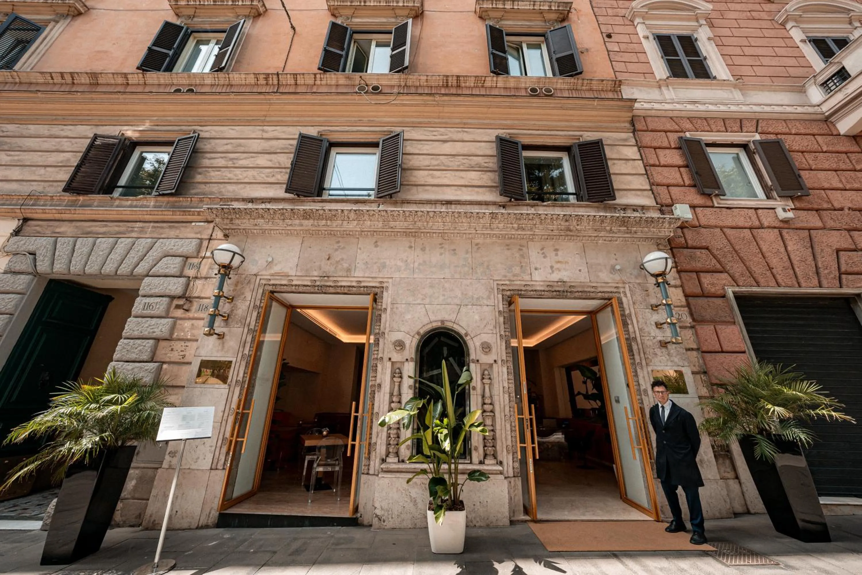 Property building in Hotel Via Veneto