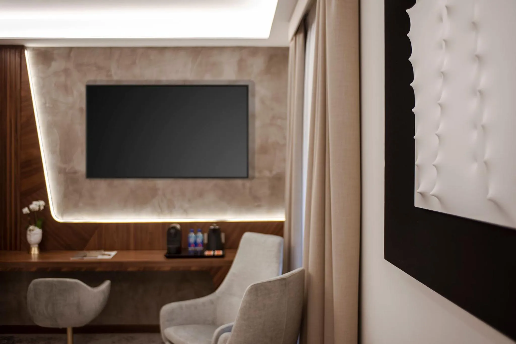 TV and multimedia in Hotel Via Veneto