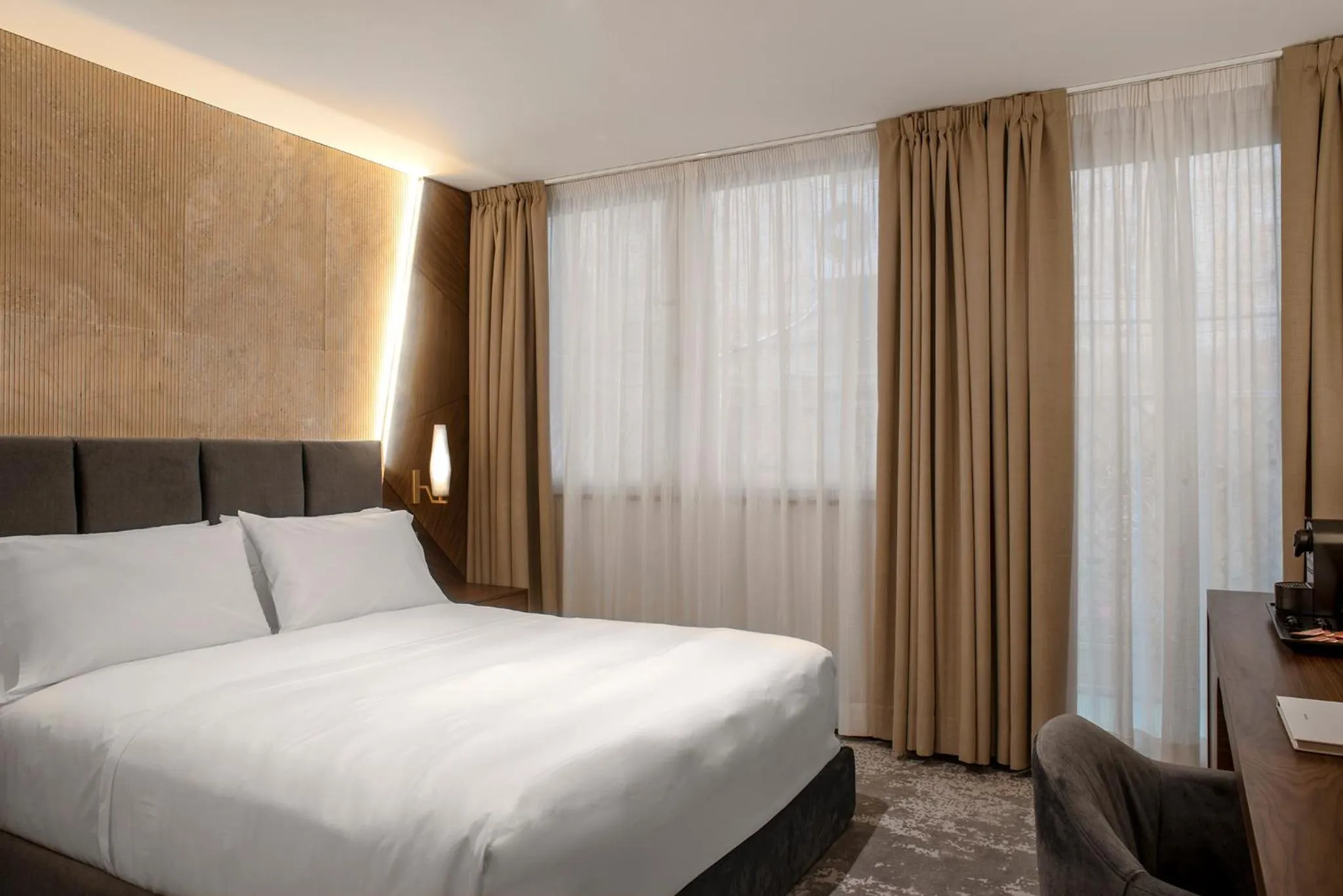 Bed in Hotel Via Veneto