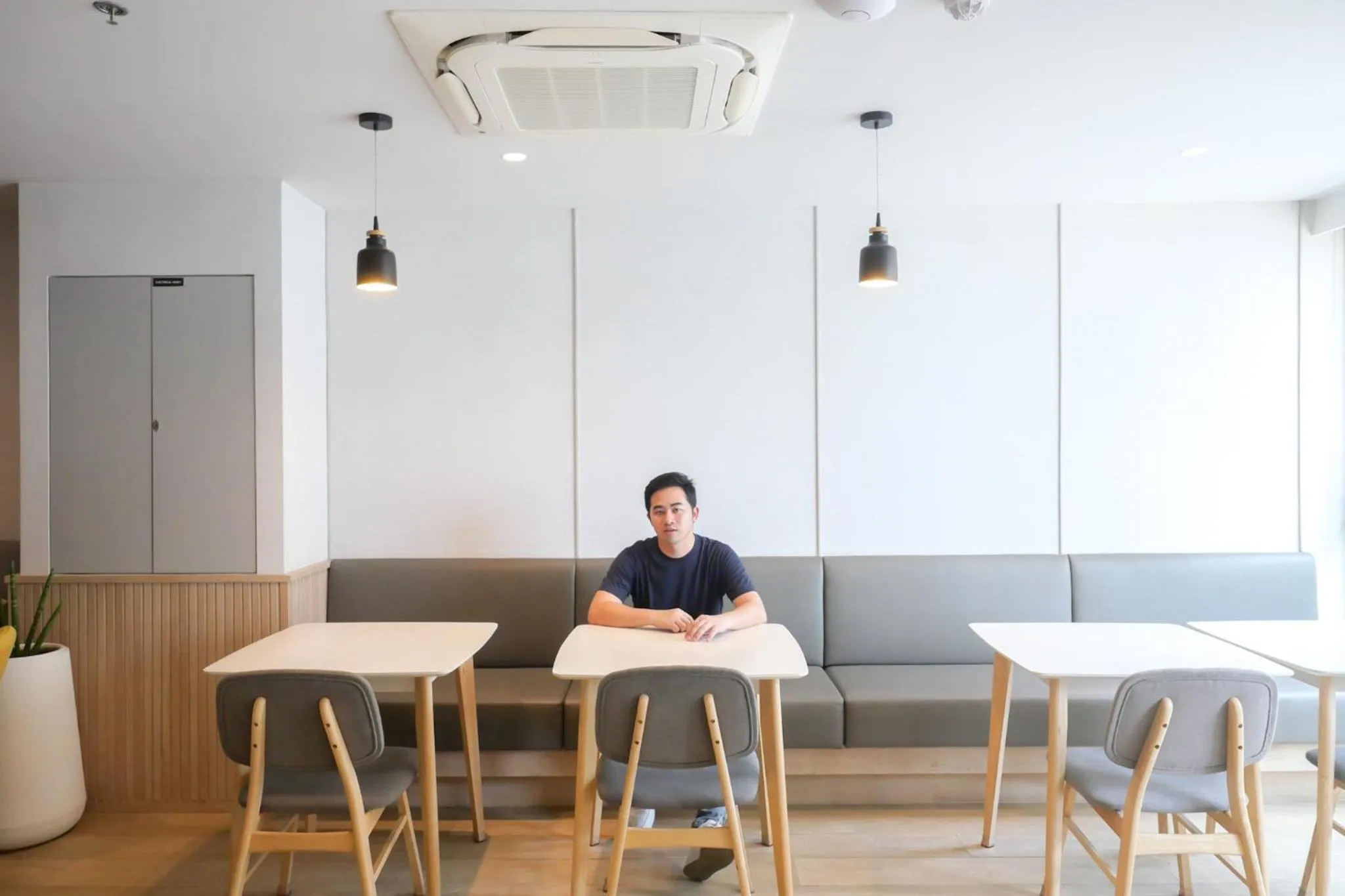 kitchen in LiveZen Bangkok Sukhumvit