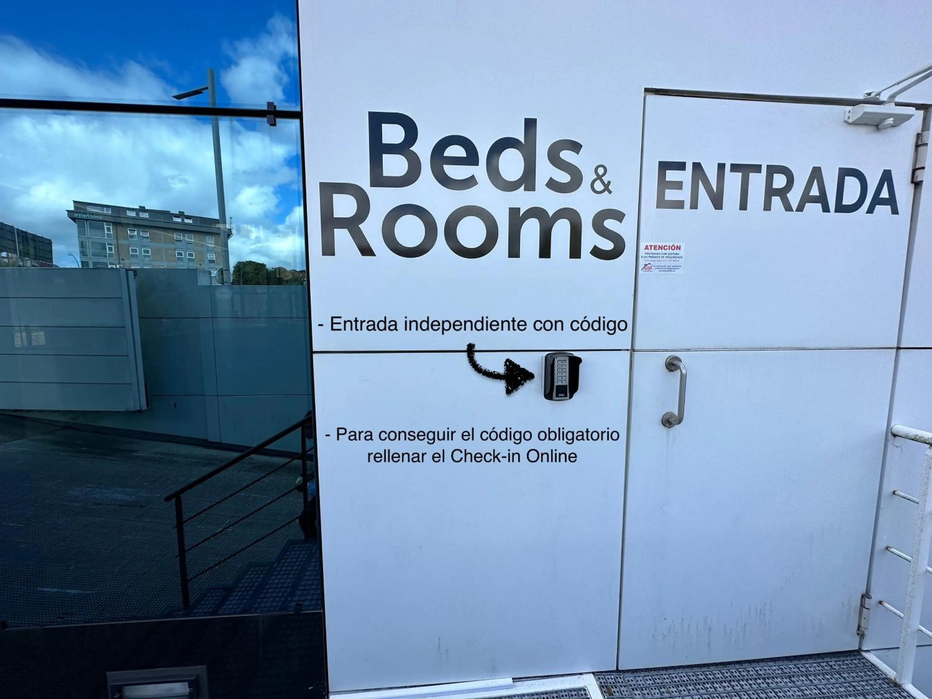 Vigo Beds & Rooms