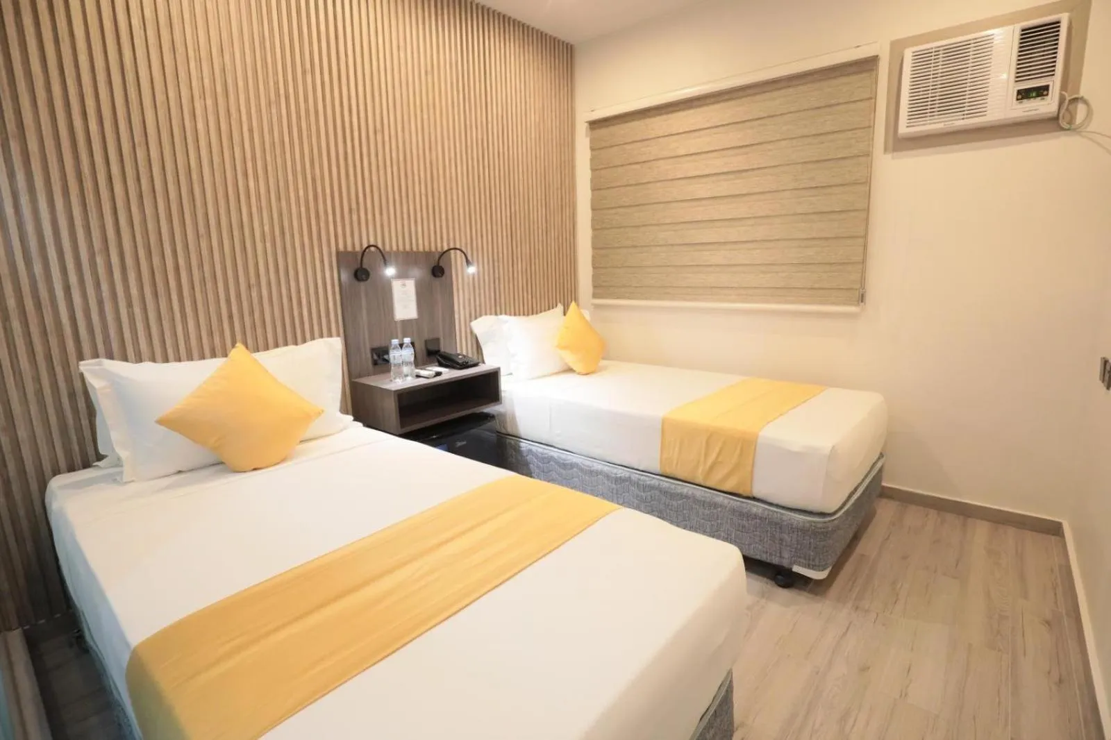 Bedroom, Bed in City Pod Hotel