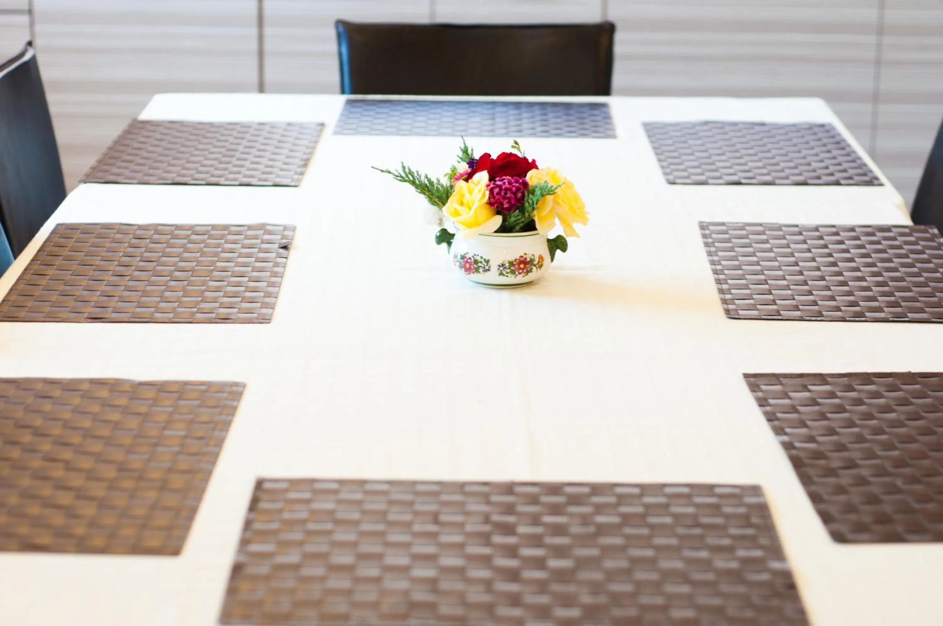 Dining area in Vila Alma