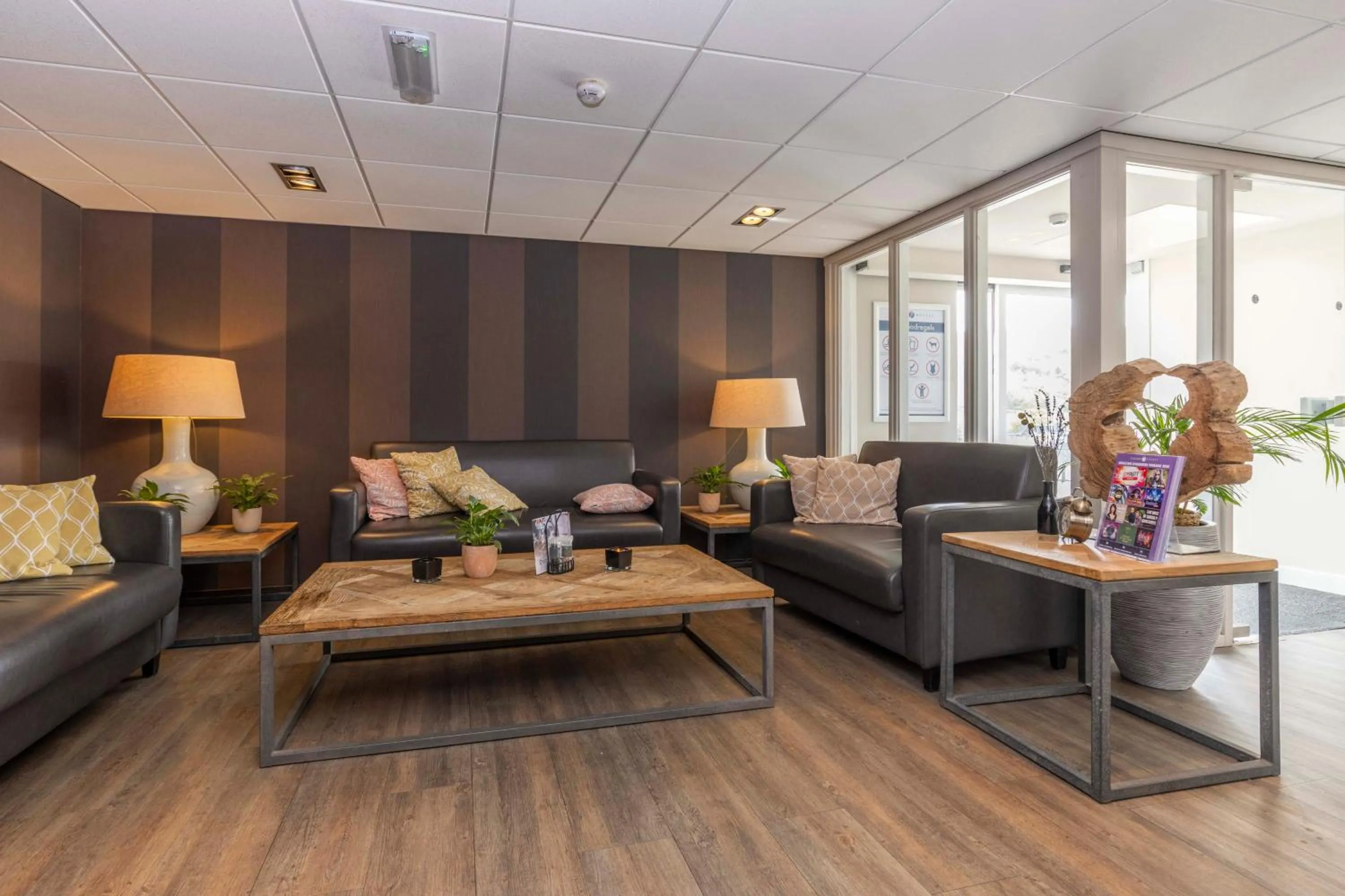 Lounge or bar in Fletcher Zuiderduin Beachhotel