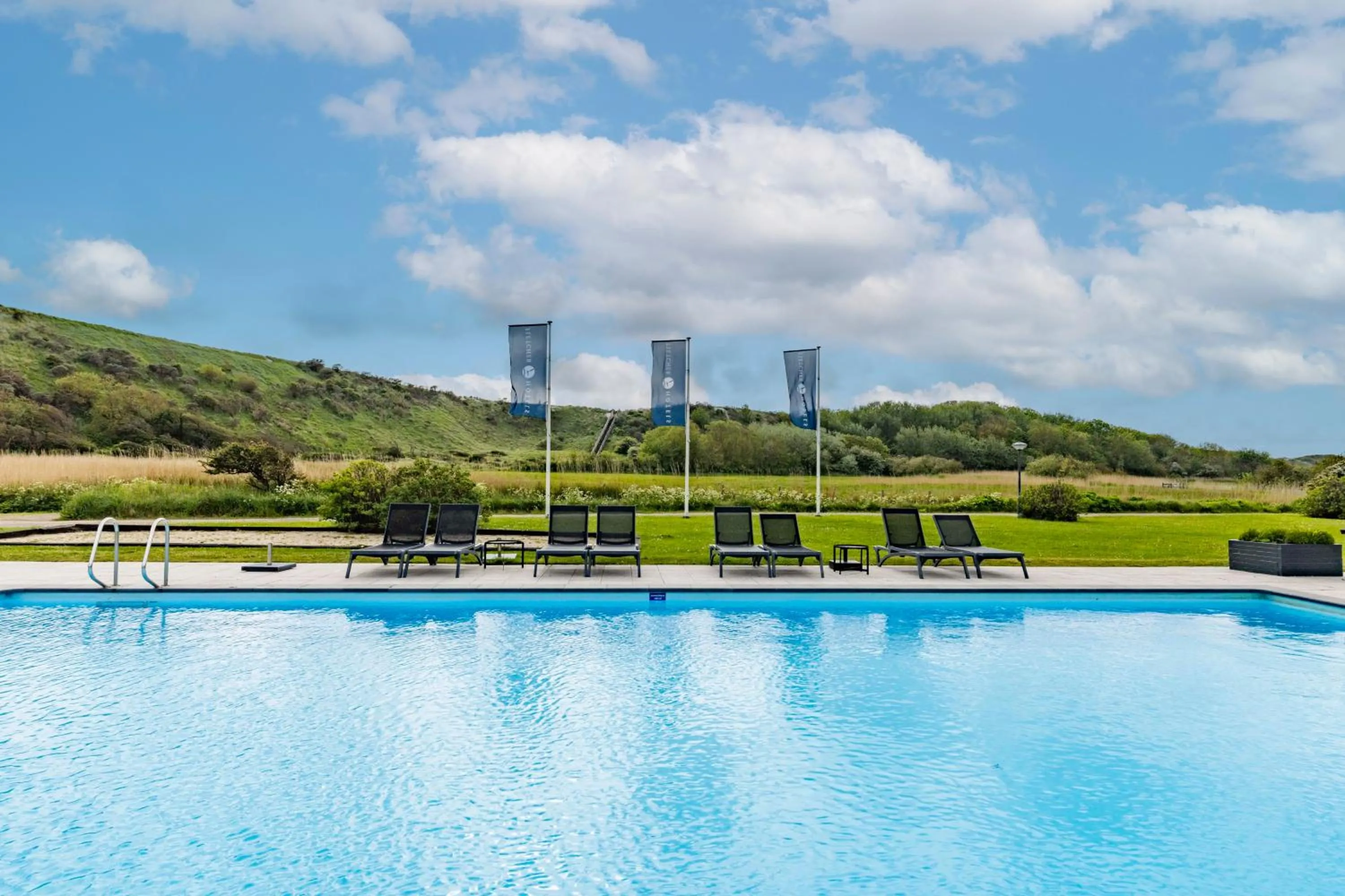 Swimming pool in Fletcher Zuiderduin Beachhotel