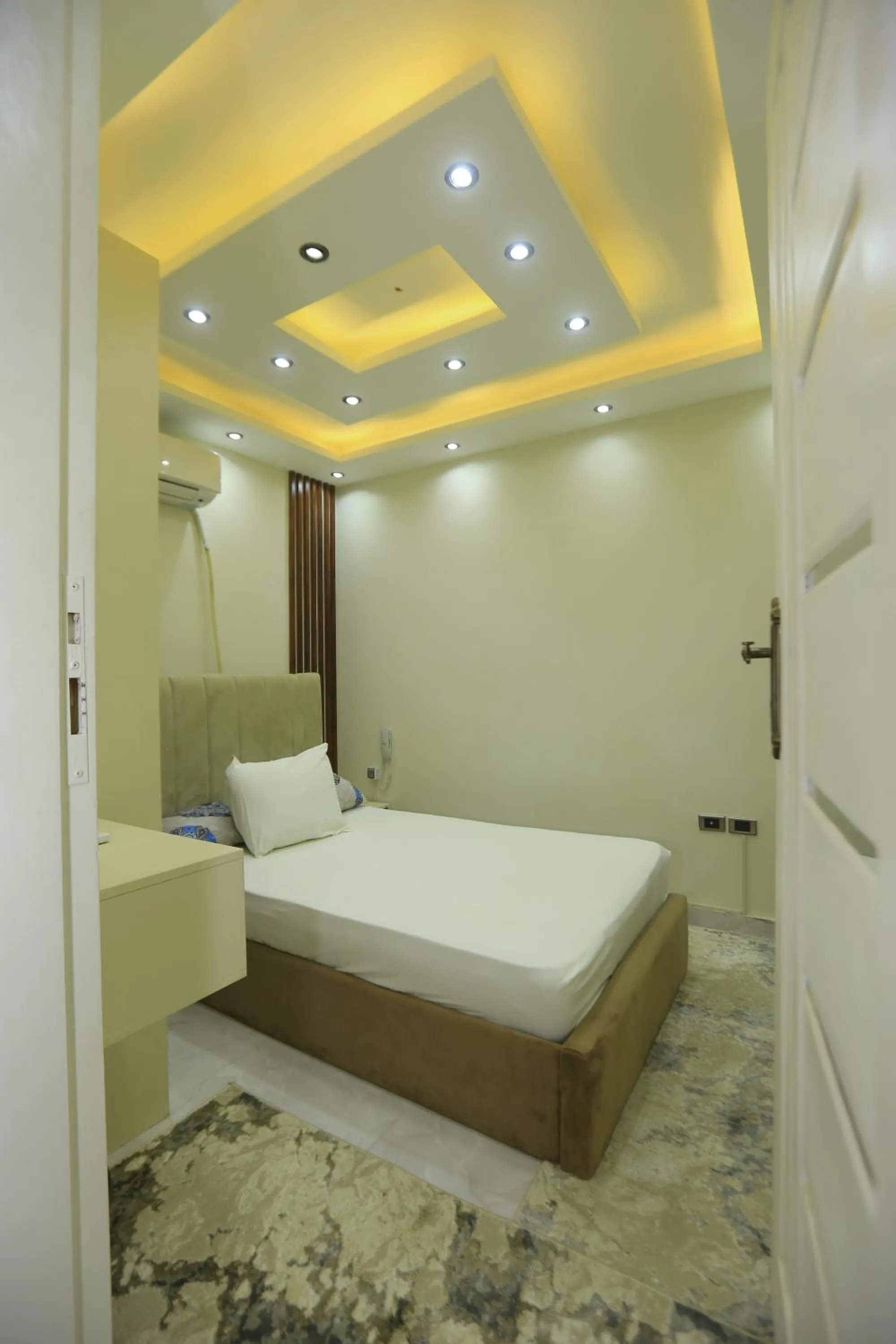 fabulous View pyramids inn