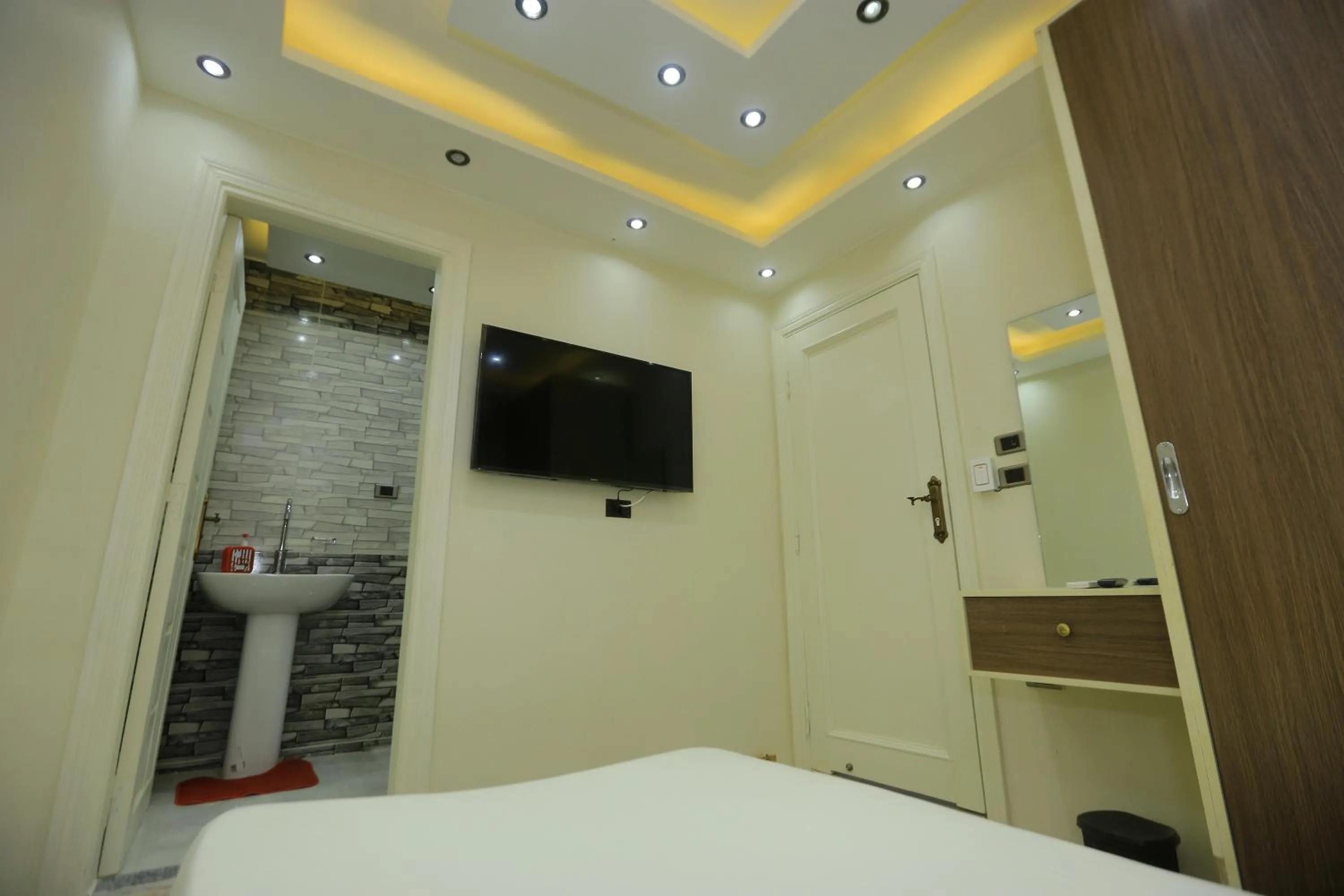 fabulous View pyramids inn