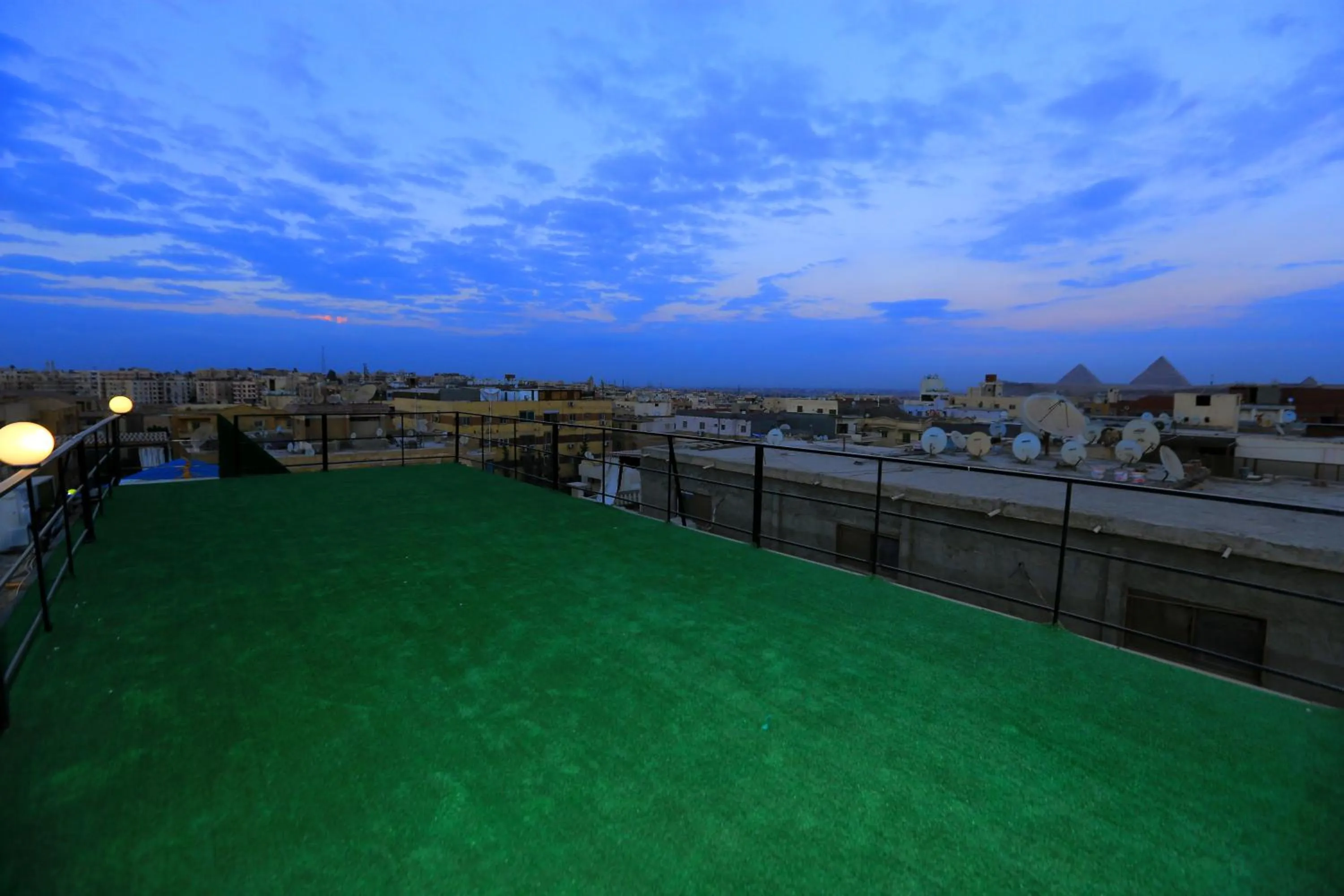 fabulous View pyramids inn