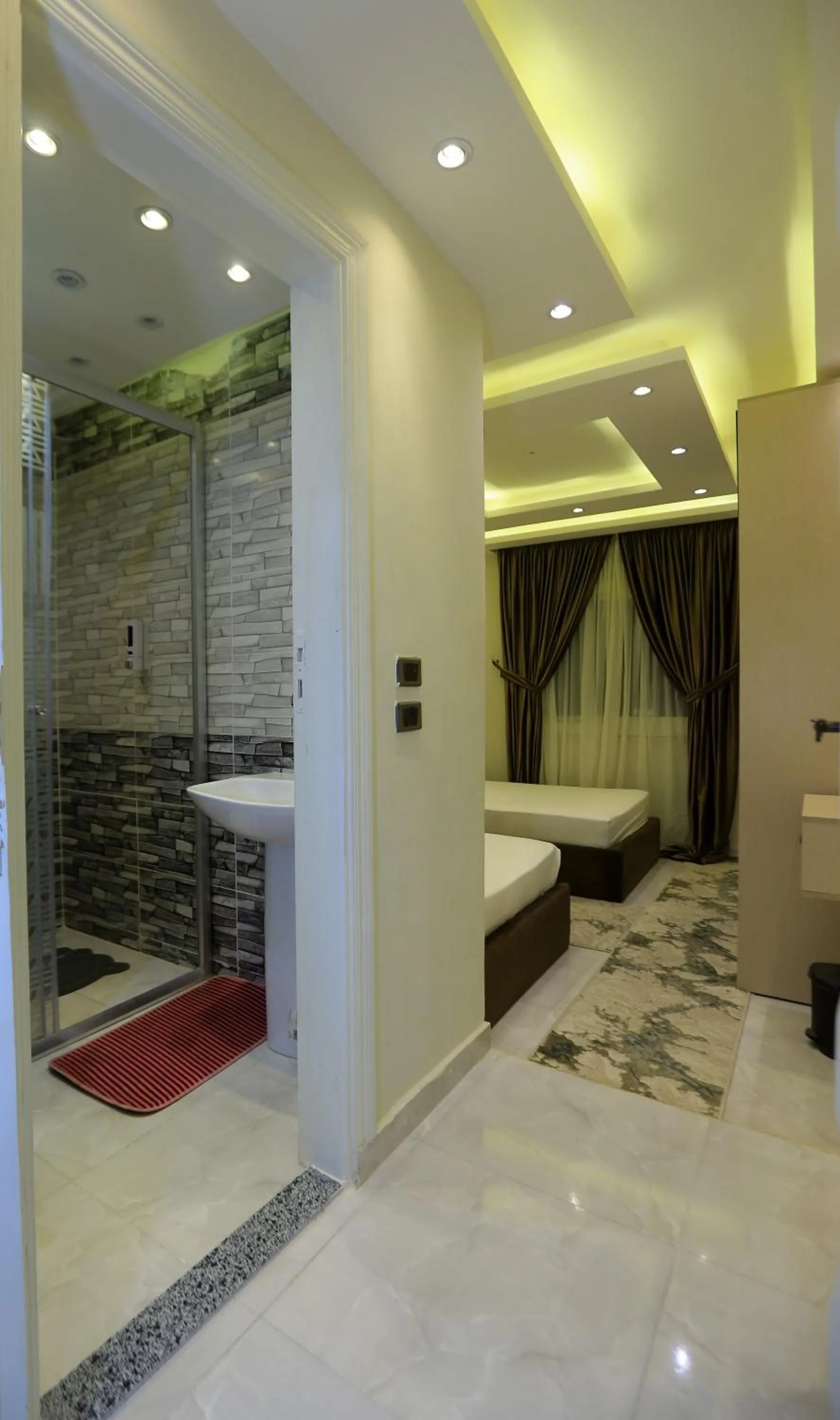 fabulous View pyramids inn