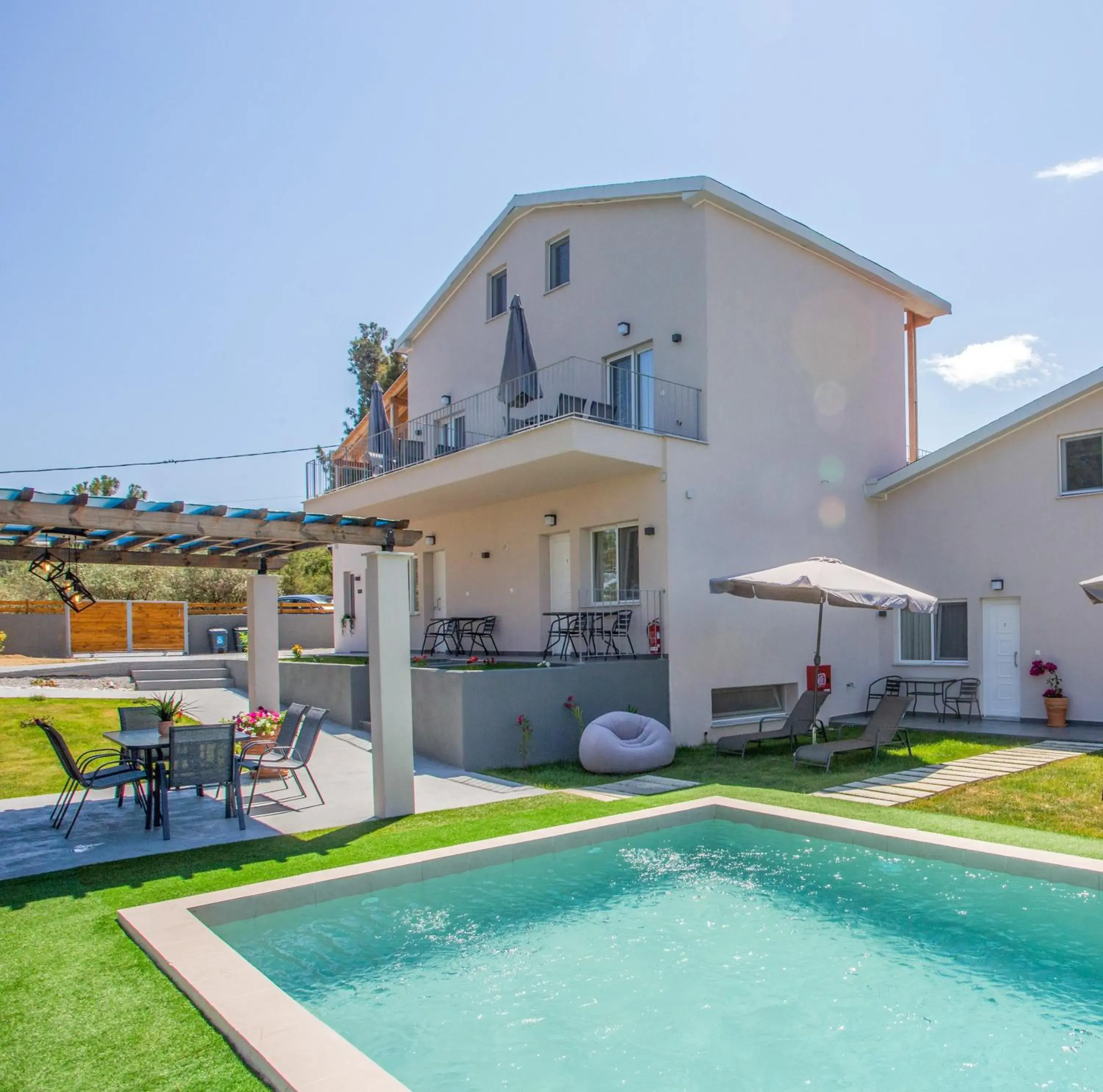 Privileged villa Privileged villa