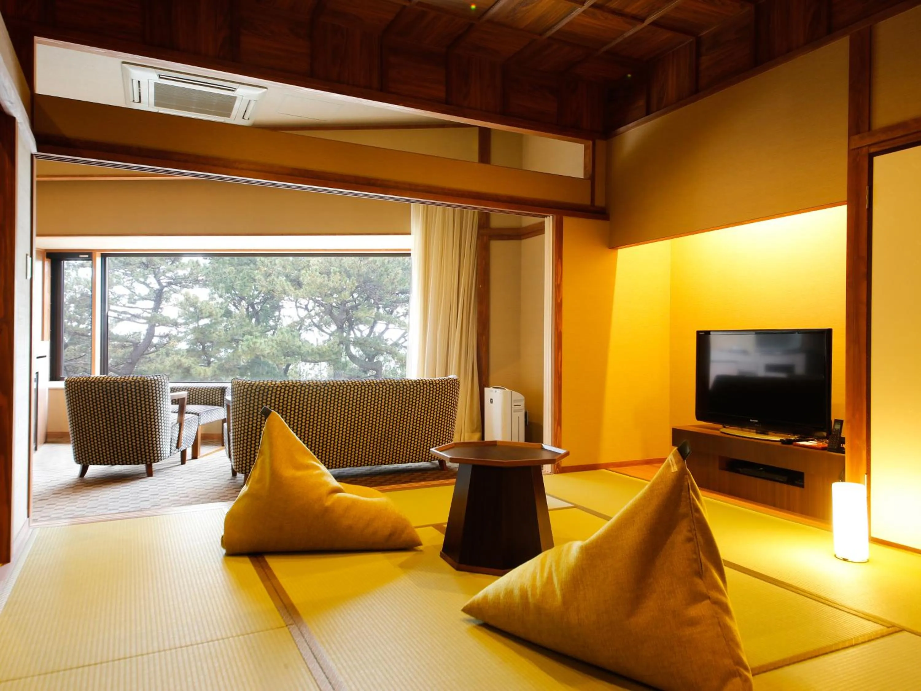 Living room in Awaji Hamarikyu